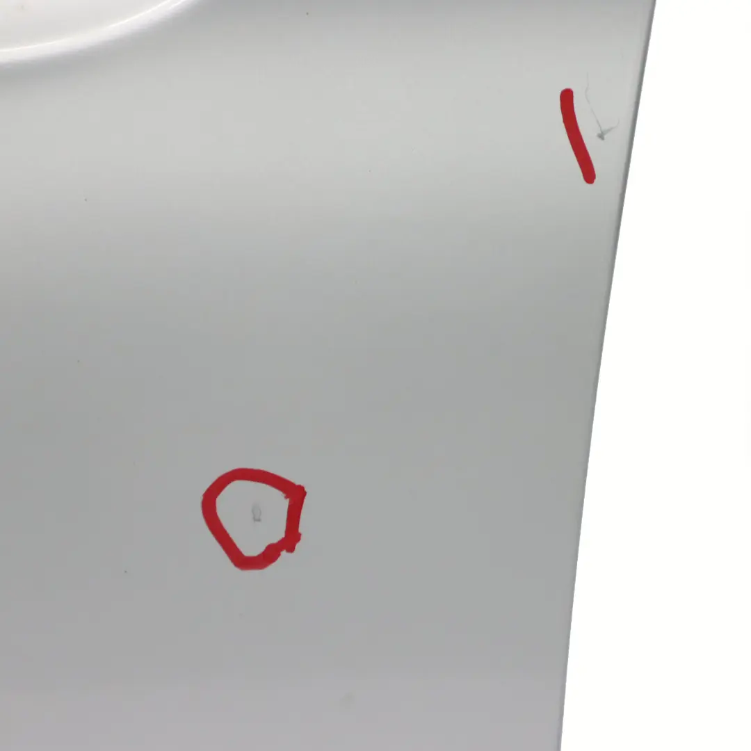 Porta Anteriore Sinistra Glacier Silver Metallic - A83 per BMW F30 F31 con numero di parte 7298565 BMW F30 F31 Porta Anteriore Sinistra Glacier Silver Metallic - A83 - SKU 7298565-GSB1 - Numero di parte 7298565