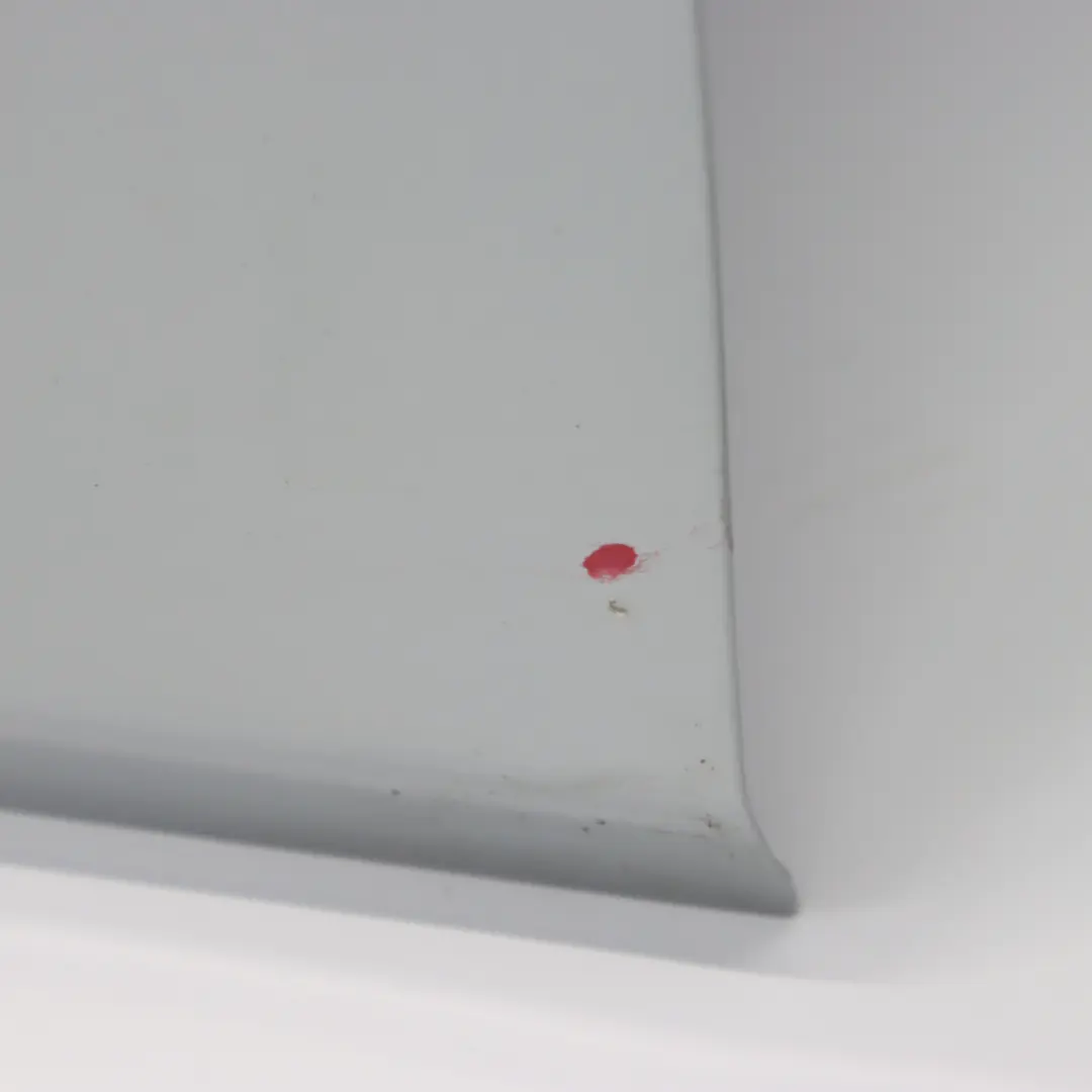 Puerta Delantera Izquierda Glacier Silver Metallic - A83 para BMW F30 F31 con número de pieza 7298565 BMW F30 F31 Puerta Delantera Izquierda Glacier Silver Metallic - A83 - SKU 7298565-GSB2 - Número de pieza 7298565