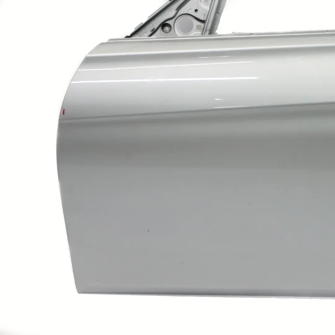 Porta anteriore sinistra Glacier Silver Metallic - A83 per BMW F30 F31 con numero di parte 7298565 BMW F30 F31 Porta anteriore sinistra Glacier Silver Metallic - A83 - SKU 7298565-GSB2 - Numero di parte 7298565