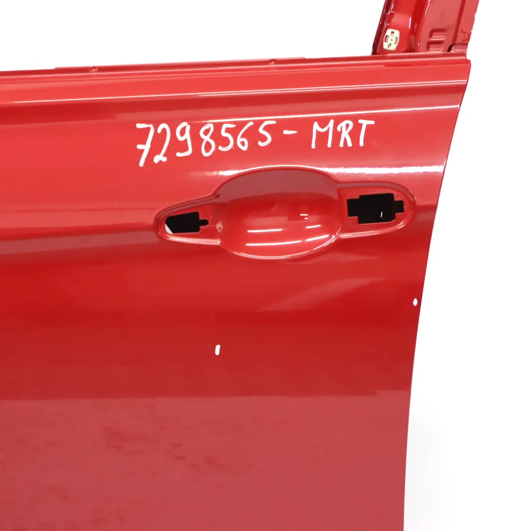 Puerta Delantera Izquierda Rojo Melbourne Metalizado - A75 para BMW F30 F31 con número de pieza 7298565 BMW F30 F31 Puerta Delantera Izquierda Rojo Melbourne Metalizado - A75 - SKU 7298565-MRT - Número de pieza 7298565