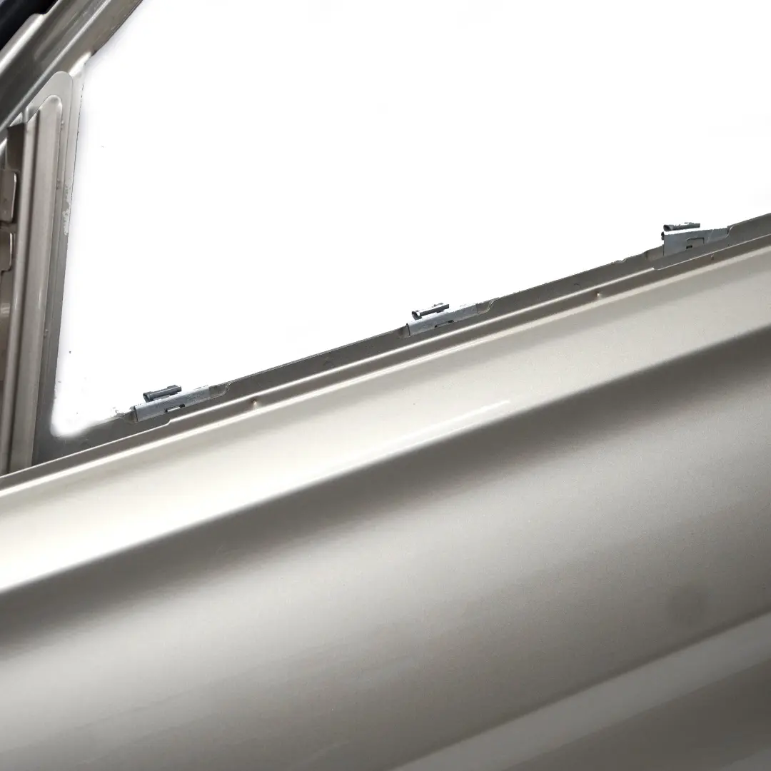 Puerta Delantera Izquierda Orionsilber Orion Silver Metallic - A92 para BMW F30 F31 con número de pieza 7298565 BMW F30 F31 Puerta Delantera Izquierda Orionsilber Orion Silver Metallic - A92 - SKU 7298565-ORION - Número de pieza 7298565