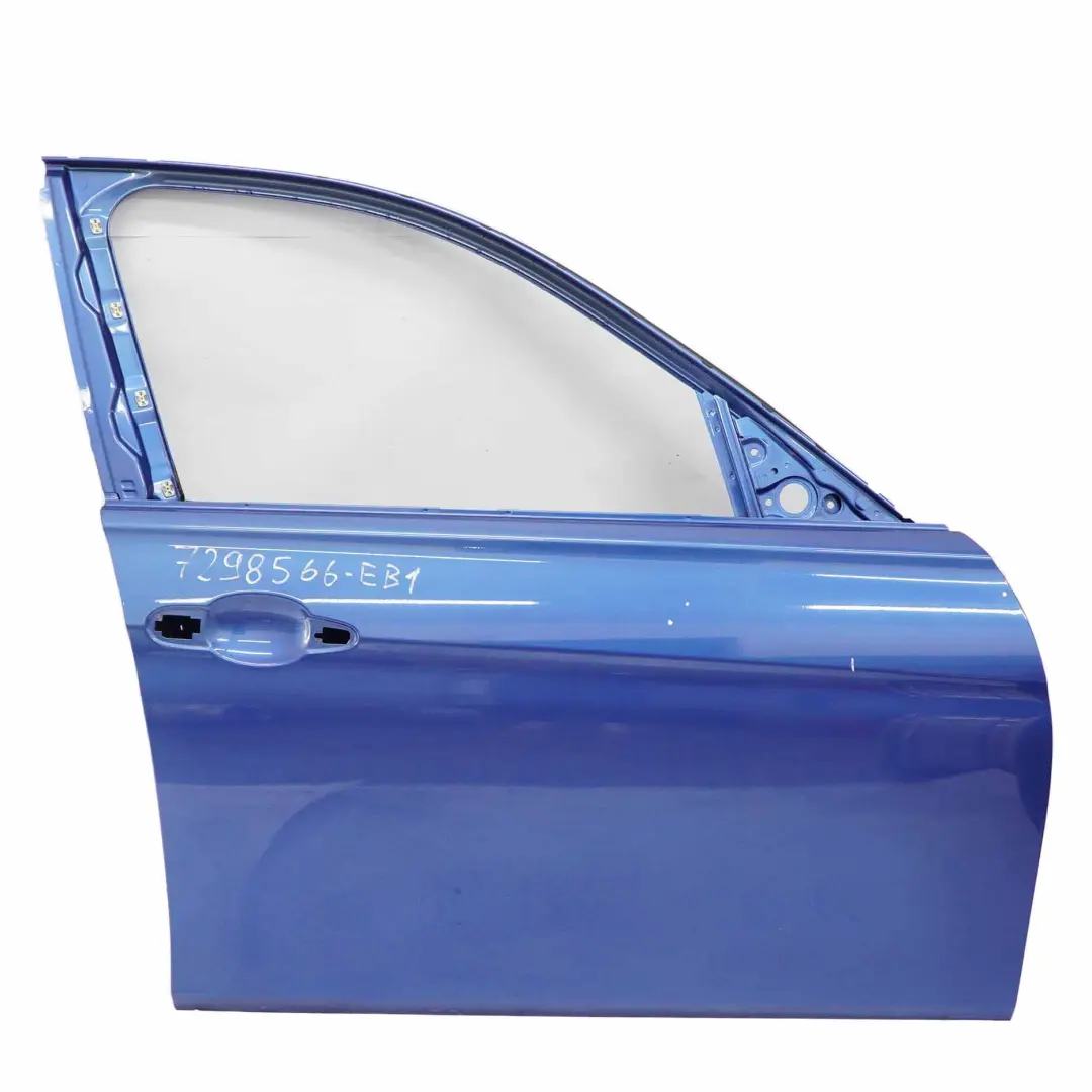 Puerta Delantera Derecha Estorilblau Estoril Blue Metallic - B45 para BMW F30 F31 con número de pieza 7298566 BMW F30 F31 Puerta Delantera Derecha Estorilblau Estoril Blue Metallic - B45 - SKU 7298566-EB1 - Número de pieza 7298566