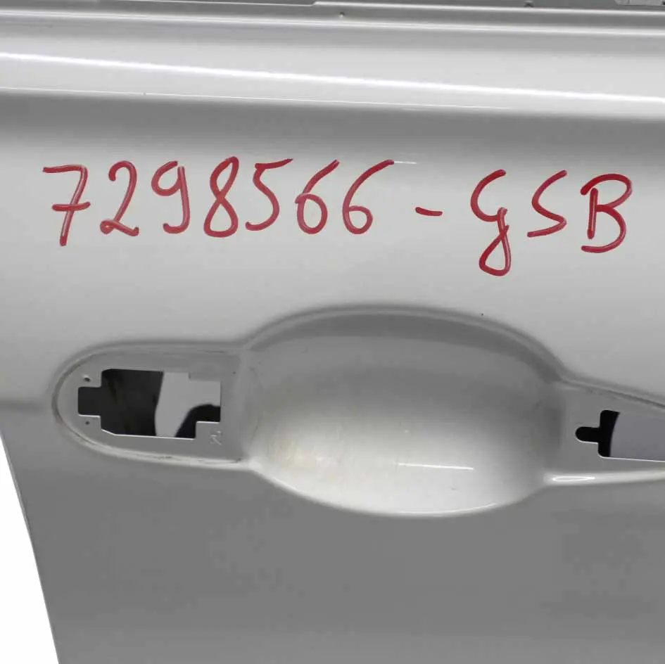 Puerta Delantera Derecha Glacier Silber Silver Metallic - A83 para BMW F30 F31 con número de pieza 7298566 BMW F30 F31 Puerta Delantera Derecha Glacier Silber Silver Metallic - A83 - SKU 7298566-GSB - Número de pieza 7298566