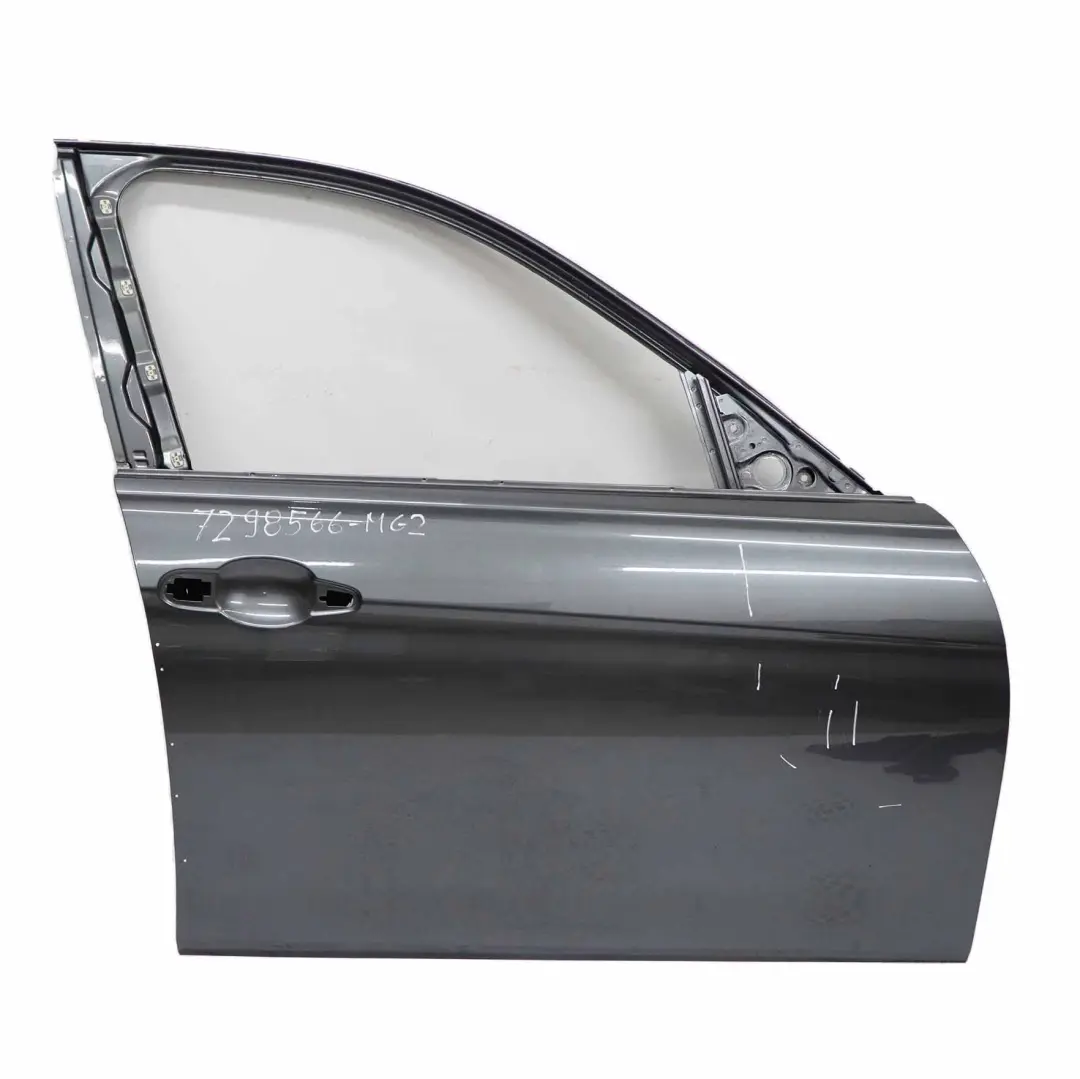 Tür Vorne Rechts Mineralgrau Metallic - B39 für BMW F30 F31 mit Teilenummer 7298566 BMW F30 F31 Tür Vorne Rechts Mineralgrau Metallic - B39 - SKU 7298566-MG2 - Teilenummer 7298566