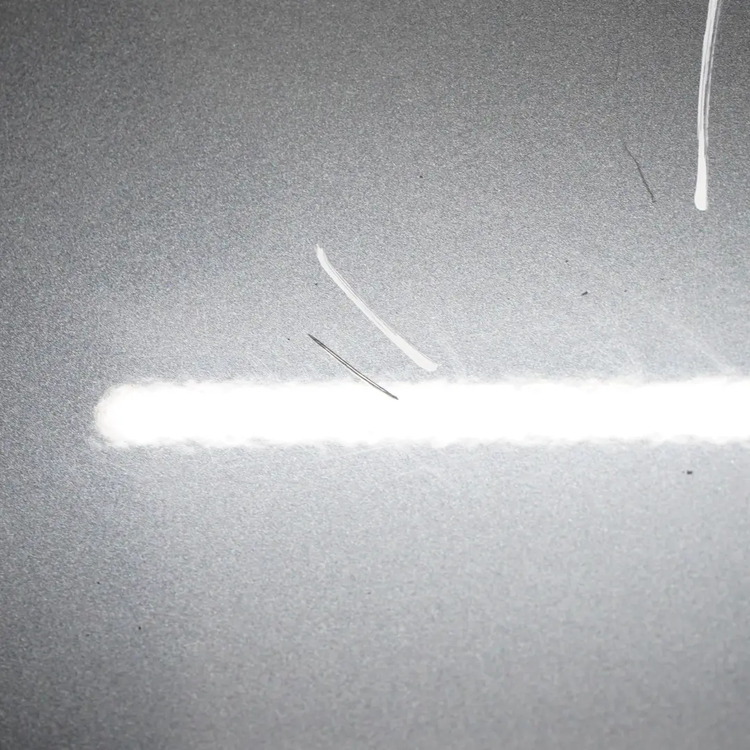 Porta Anteriore Destra Mineralgrau Grey Metallic - B39 per BMW F30 F31 con numero di parte 7298566 BMW F30 F31 Porta Anteriore Destra Mineralgrau Grey Metallic - B39 - SKU 7298566-MG2 - Numero di parte 7298566