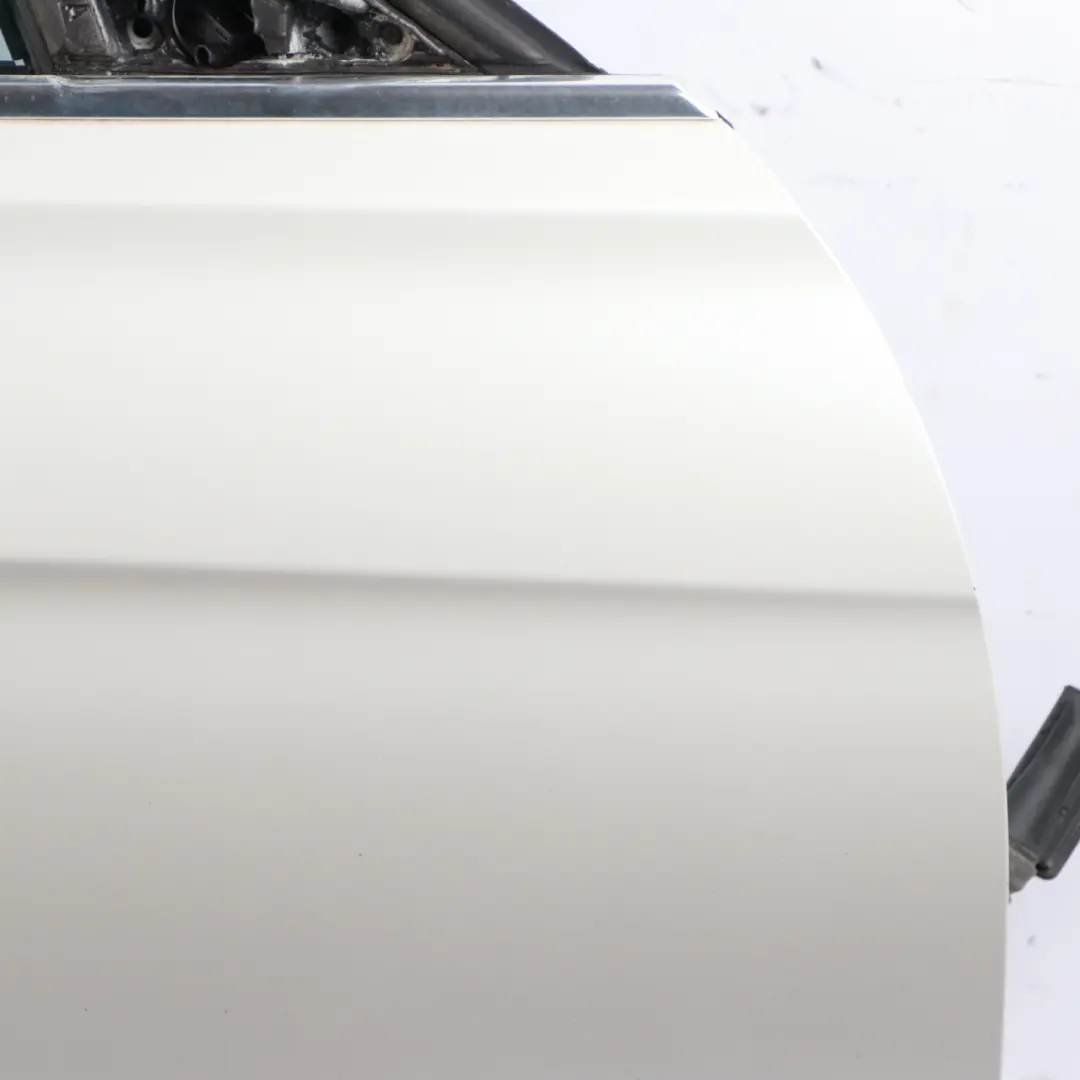 Door Front Right O/S BMW F30 F31 Mineralweiss Mineral White - A96 to with Part number 7298566 Door Front Right O/S BMW F30 F31 Mineralweiss Mineral White - A96 - SKU 7298566-MW - Part number 7298566