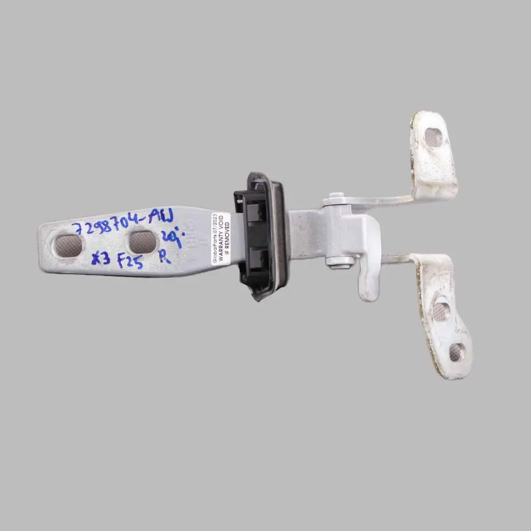 Bisagra maletero Portón trasero derecho Blanco Alpino - 300 para BMW X3 F25 con número de pieza 7298704 BMW X3 F25 Bisagra maletero Portón trasero derecho Blanco Alpino - 300 - SKU 7298704-AW - Número de pieza 7298704