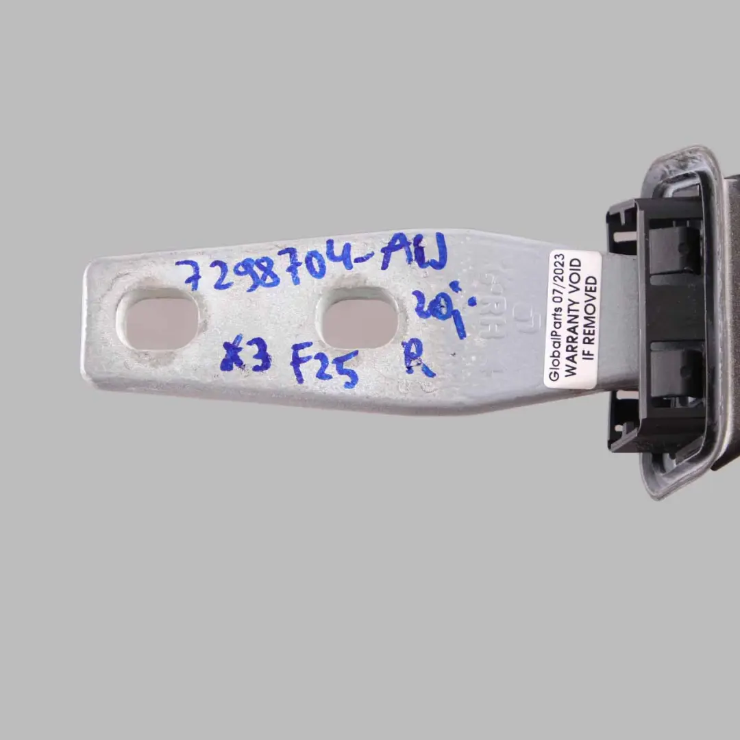 Zawias Pokrywa Klapy Bagażnika Prawa Alpin White - 300 do BMW X3 F25 o numerze 7298704 BMW X3 F25 Zawias Pokrywa Klapy Bagażnika Prawa Alpin White - 300 - SKU 7298704-AW - Numer Części 7298704