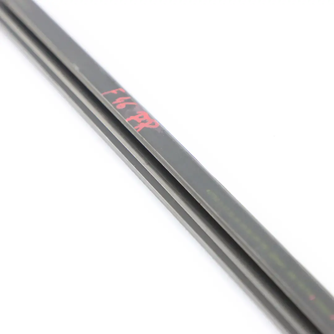 BMW F45 F46 Active Tourer Guarnizione Canale Porta Interna Anteriore Destro - SKU 7298826 - Numero di parte 7298825