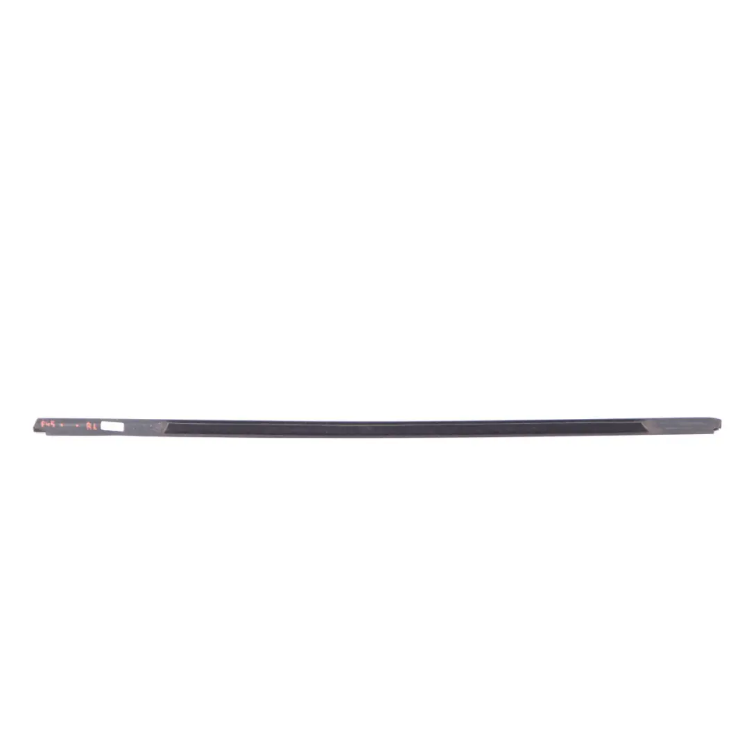 BMW F45 Tür fenster Dichtungs leiste hinten links Zierleiste schwarz 8498417 - SKU 7298845 - Teilenummer 7298845