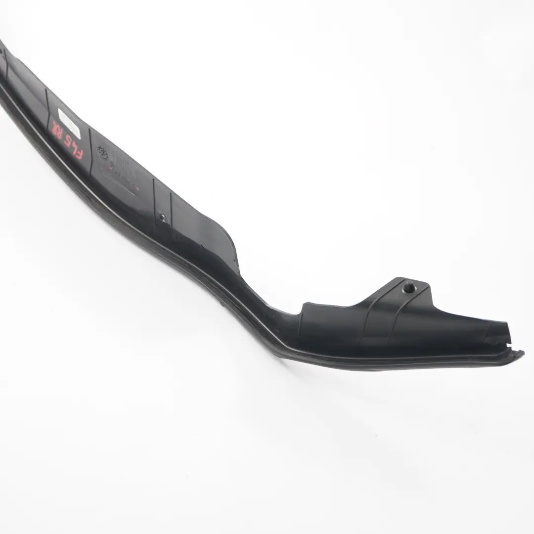 Guarnizione porta BMW F45 F46 Colonna B posteriore destra copertura per con numero di parte 7298892 Guarnizione porta BMW F45 F46 Colonna B posteriore destra copertura - SKU 7298892 - Numero di parte 7298892