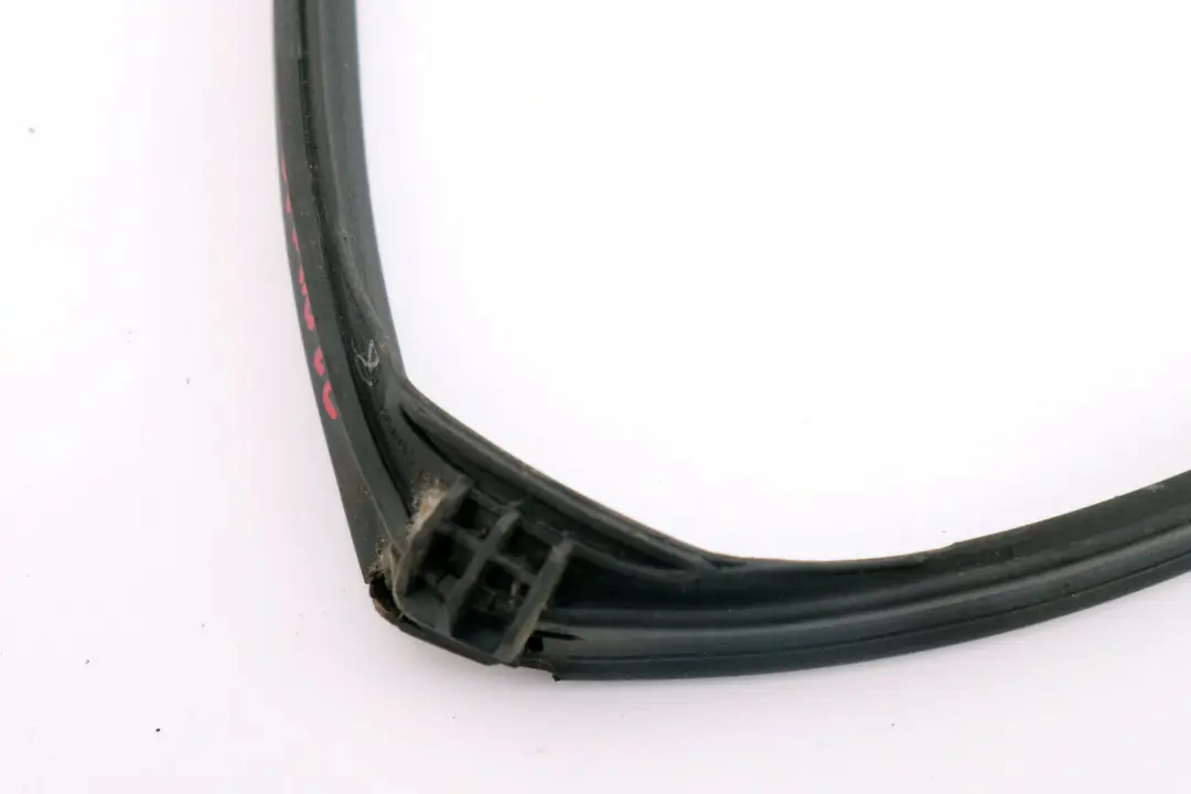 Sealing Seal Gasket Roof Frame Left N/S to Mini Cooper F56 with Part number 7300003 Mini Cooper F56 Sealing Seal Gasket Roof Frame Left N/S - SKU 7300003 - Part number 7300003