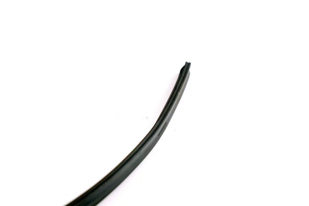 Uszczelka Dachowa Dachu Lewa do Mini Cooper F56 o numerze 7300003 Mini Cooper F56 Uszczelka Dachowa Dachu Lewa - SKU 7300003 - Numer Części 7300003