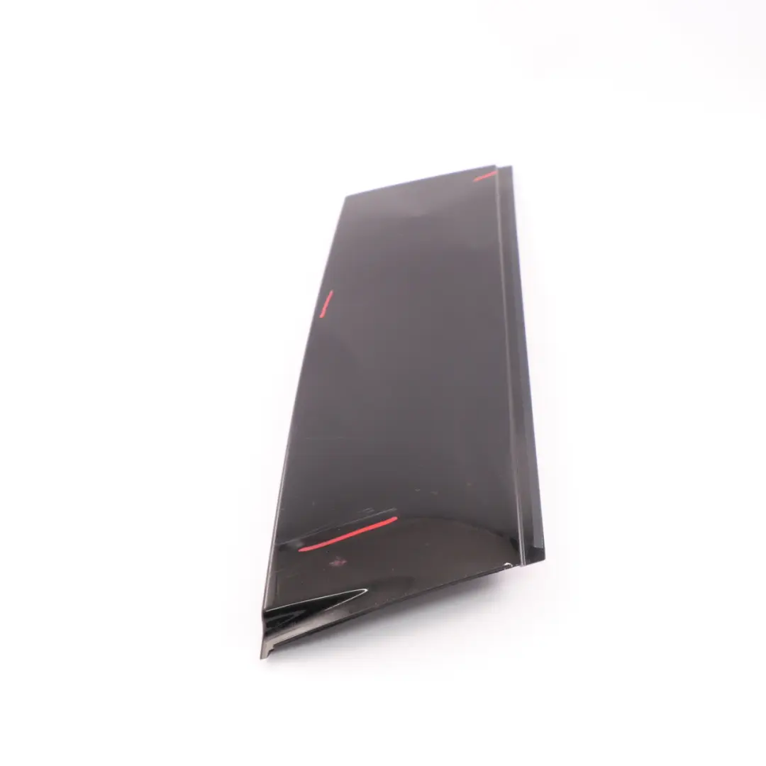 Columna Exterior C Tapa Pilar Trasero Derecho para Mini Cooper One F56 con número de pieza 7300014 Mini Cooper One F56 Columna Exterior C Tapa Pilar Trasero Derecho - SKU 7300014-2 - Número de pieza 7300014