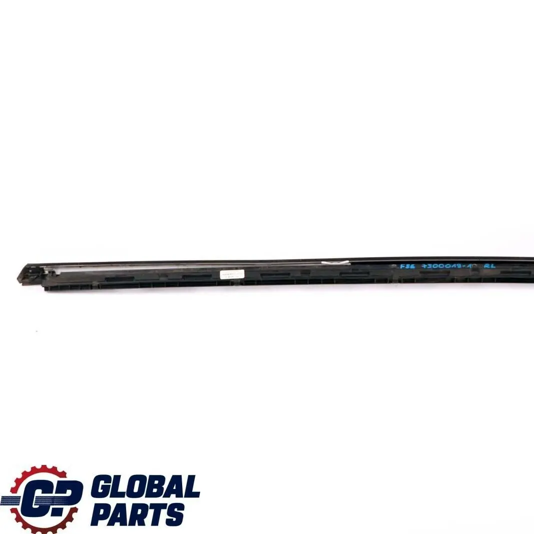 Moldura Panel Lateral Trasero Izquierdo Cromada para Mini Cooper One F56 con número de pieza 7300019 Mini Cooper One F56 Moldura Panel Lateral Trasero Izquierdo Cromada - SKU 7300019-1 - Número de pieza 7300019