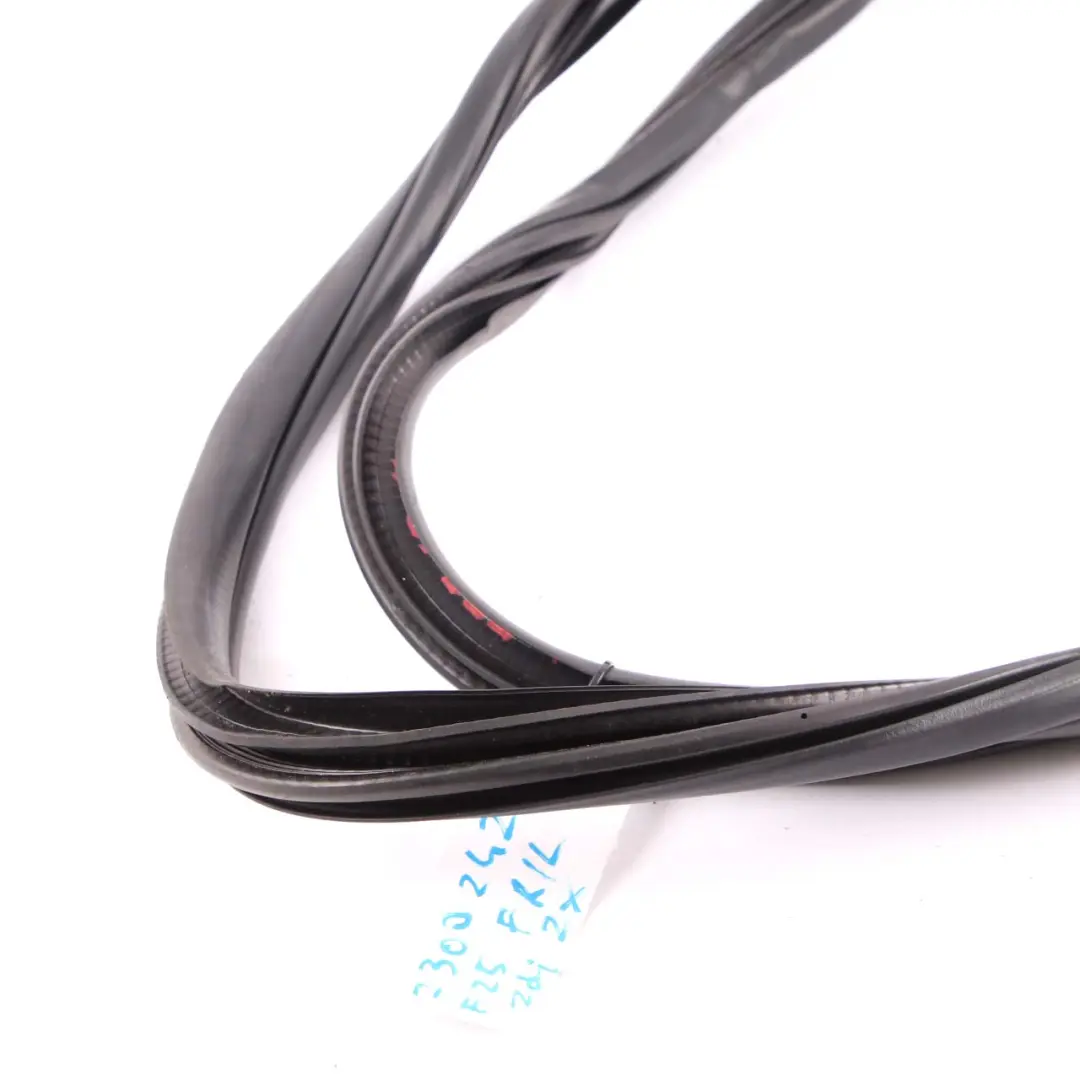 Door Seal Front Left Right N/O/S Edge Protection Gasket Black to BMW X3 F25 with Part number 7300242 BMW X3 F25 Door Seal Front Left Right N/O/S Edge Protection Gasket Black - SKU 7300242 - Part number 7300242