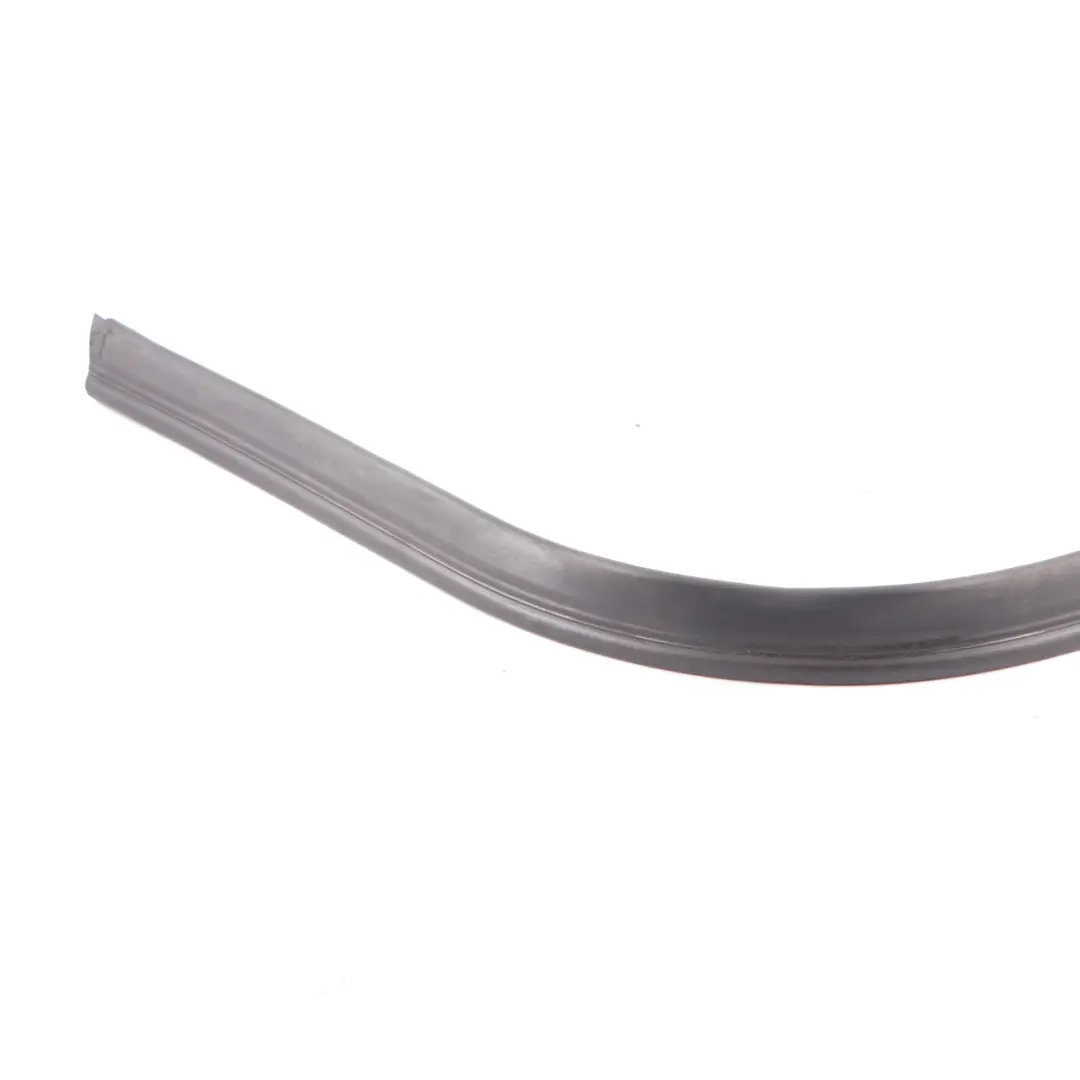 Front Engine Bonnet Hood Seal Gasket Sealing Rubber to BMW F45 with Part number 7300515 BMW F45 Front Engine Bonnet Hood Seal Gasket Sealing Rubber - SKU 7300515 - Part number 7300515