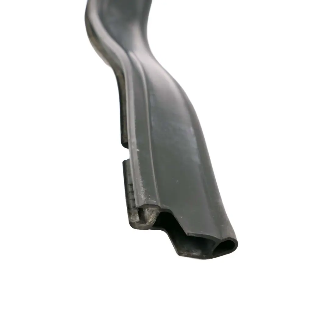 Cappa posteriore motore Guarnizione di tenuta per BMW 2 F45 Active Tourer con numero di parte 7300516 BMW 2 F45 Active Tourer Cappa posteriore motore Guarnizione di tenuta - SKU 7300516 - Numero di parte 7300516