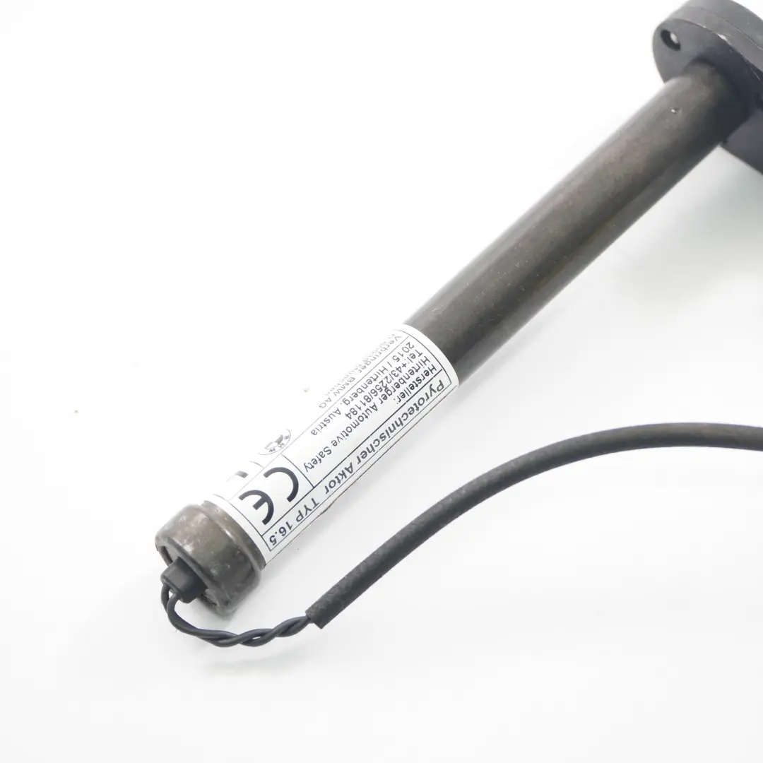 Protección Activa de Peatones PTS Actuador Capó Izquierdo para BMW 2 F45 con número de pieza 7300537 BMW 2 F45 Protección Activa de Peatones PTS Actuador Capó Izquierdo - SKU 7300537 - Número de pieza 7300537