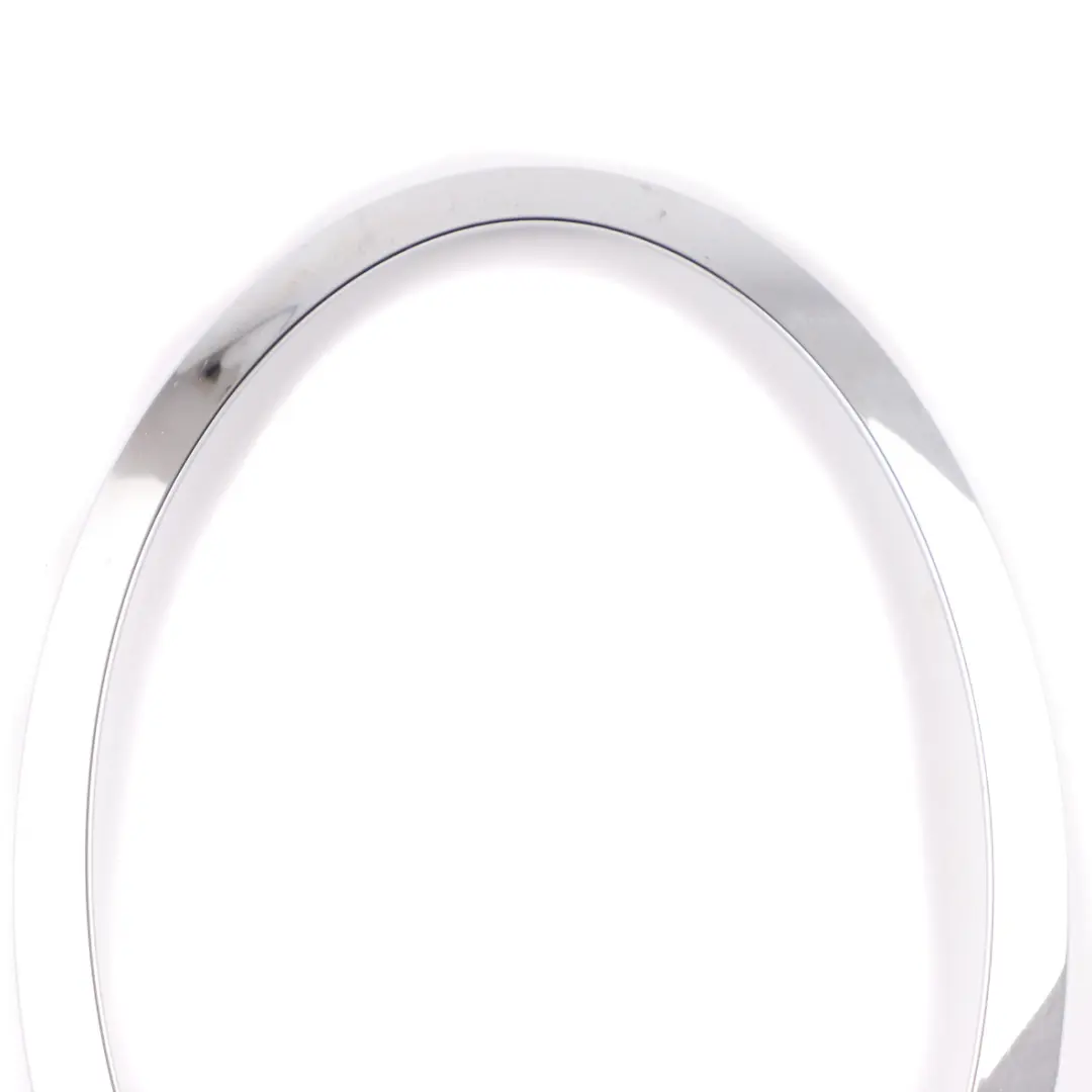 Trim Ring Faro anteriore sinistro Trim Chrome per Mini F55 F56 F57 con numero di parte 7300631 Mini F55 F56 F57 Trim Ring Faro anteriore sinistro Trim Chrome - SKU 7300631 - Numero di parte 7300631