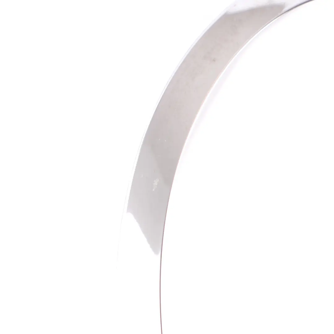 Trim Ring Faro anteriore sinistro Trim Chrome per Mini F55 F56 F57 con numero di parte 7300631 Mini F55 F56 F57 Trim Ring Faro anteriore sinistro Trim Chrome - SKU 7300631 - Numero di parte 7300631