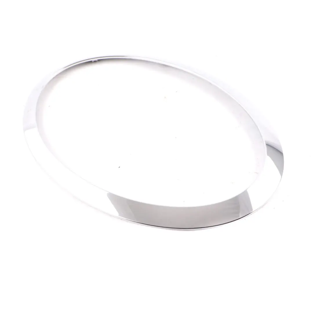 Trim Ring Faro anteriore sinistro Trim Chrome per Mini F55 F56 F57 con numero di parte 7300631 Mini F55 F56 F57 Trim Ring Faro anteriore sinistro Trim Chrome - SKU 7300631 - Numero di parte 7300631