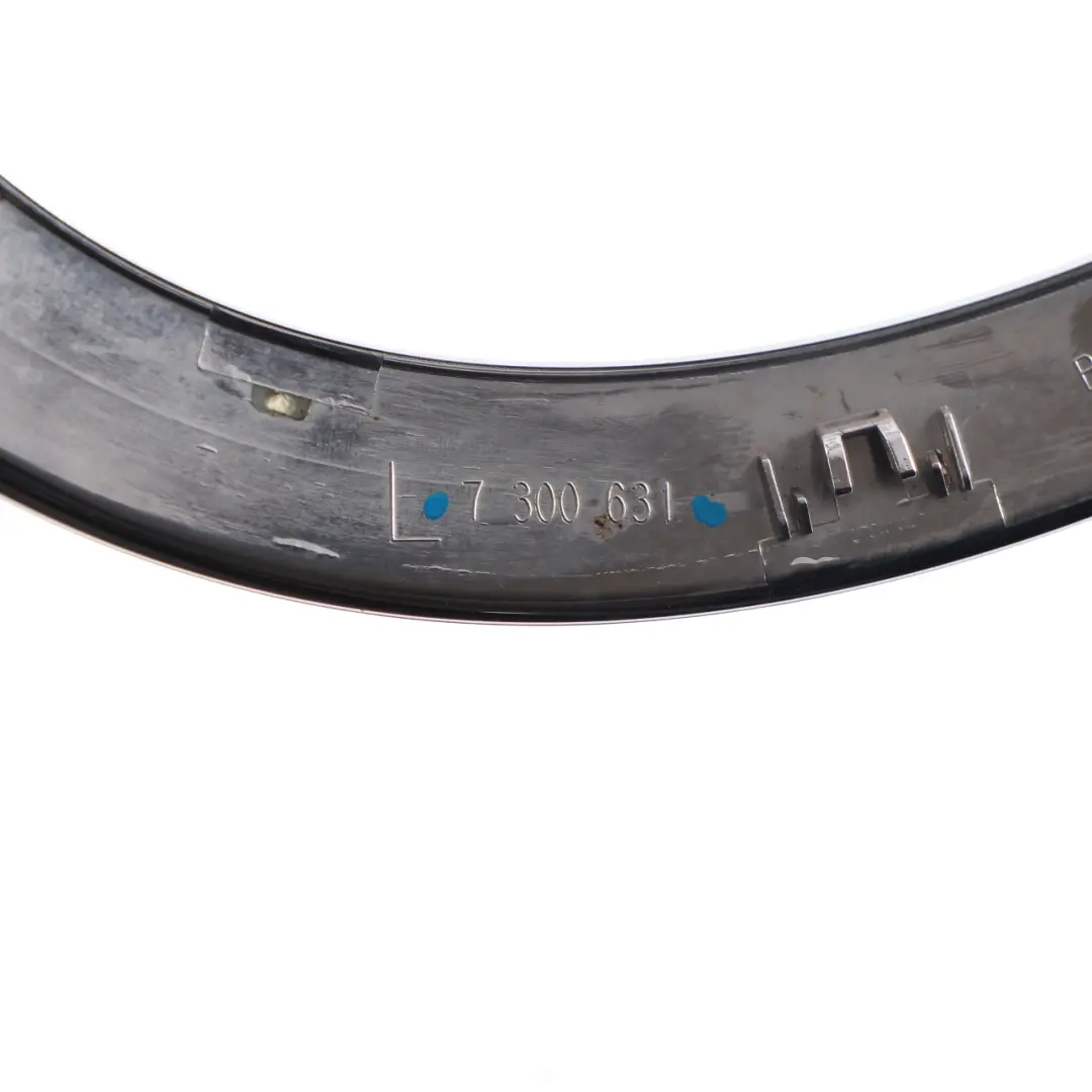 Trim Ring Faro anteriore sinistro Trim Chrome per Mini F55 F56 F57 con numero di parte 7300631 Mini F55 F56 F57 Trim Ring Faro anteriore sinistro Trim Chrome - SKU 7300631 - Numero di parte 7300631