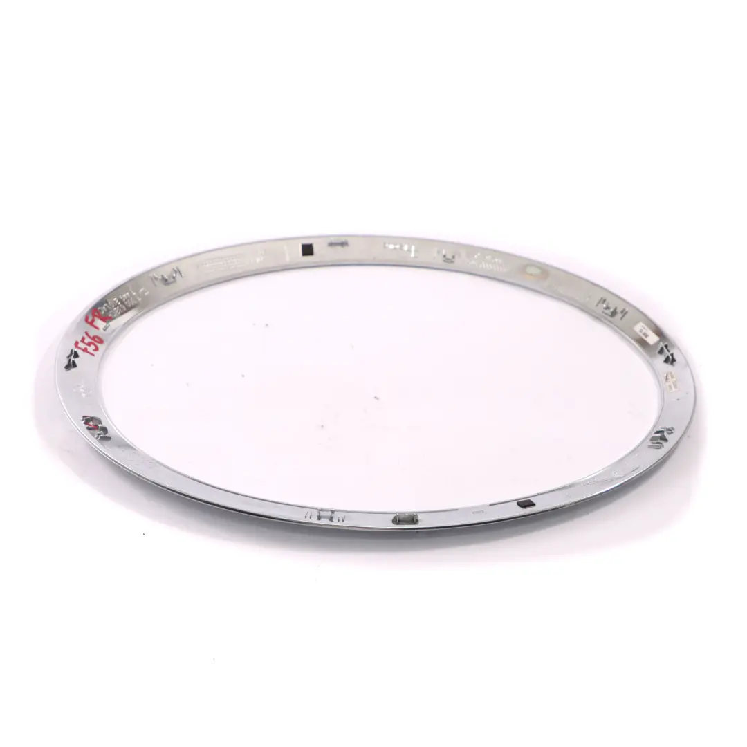 Anillo embellecedor faro derecho cromado para Mini One Cooper F55 F56 F57 con número de pieza 7300632 Mini One Cooper F55 F56 F57 Anillo embellecedor faro derecho cromado - SKU 7300632-1 - Número de pieza 7300632