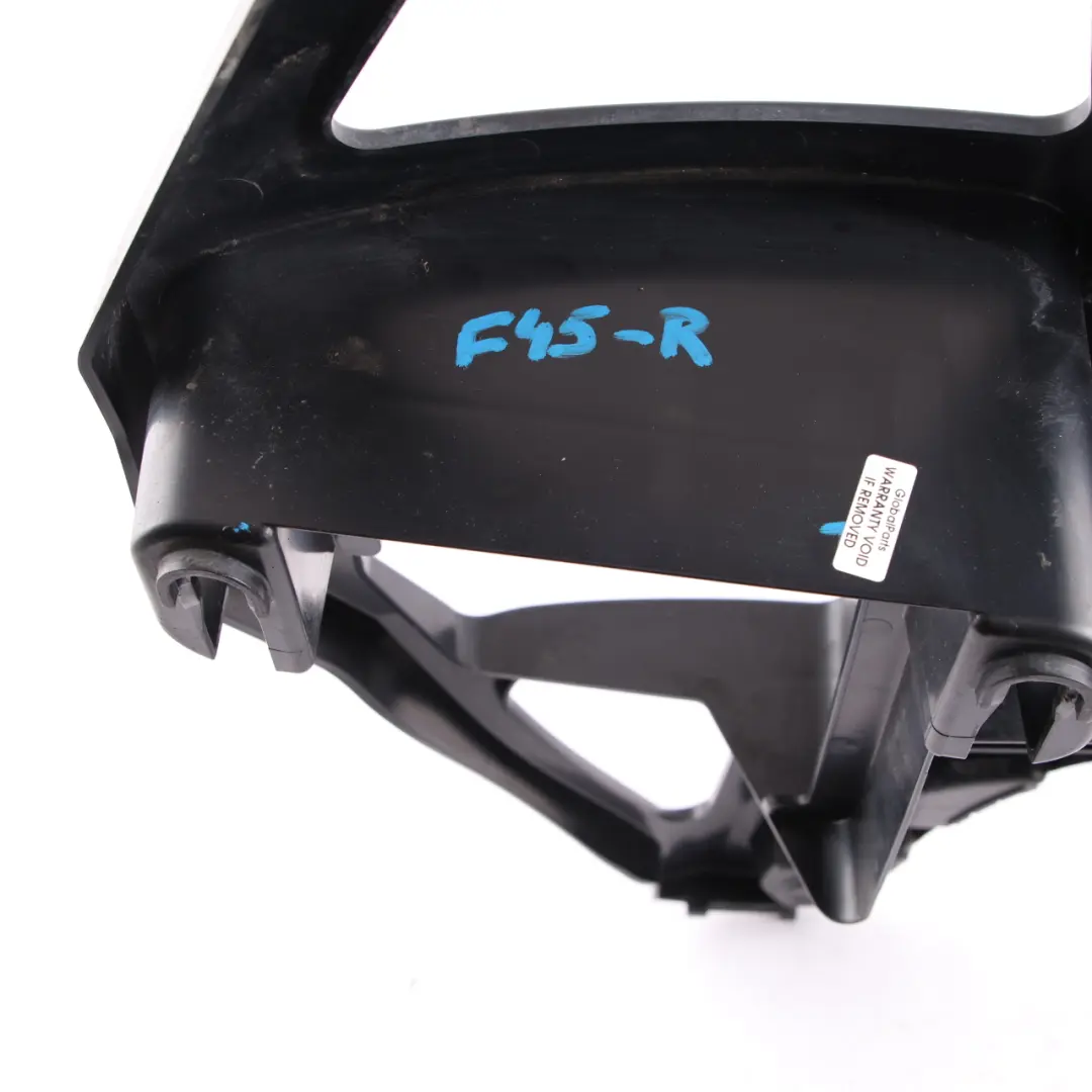 Guía de parachoques BMW F45 trasera derecha lateral soporte de montaje para con número de pieza 7300786 Guía de parachoques BMW F45 trasera derecha lateral soporte de montaje - SKU 7300786 - Número de pieza 7300786