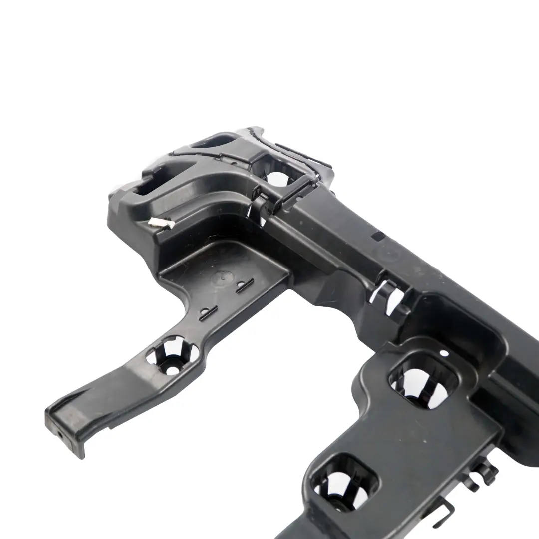 Parachoques Trasero Lado Izquierdo Guía Soporte para Mini Cooper F56 con número de pieza 7300813 Mini Cooper F56 Parachoques Trasero Lado Izquierdo Guía Soporte - SKU 7300813 - Número de pieza 7300813