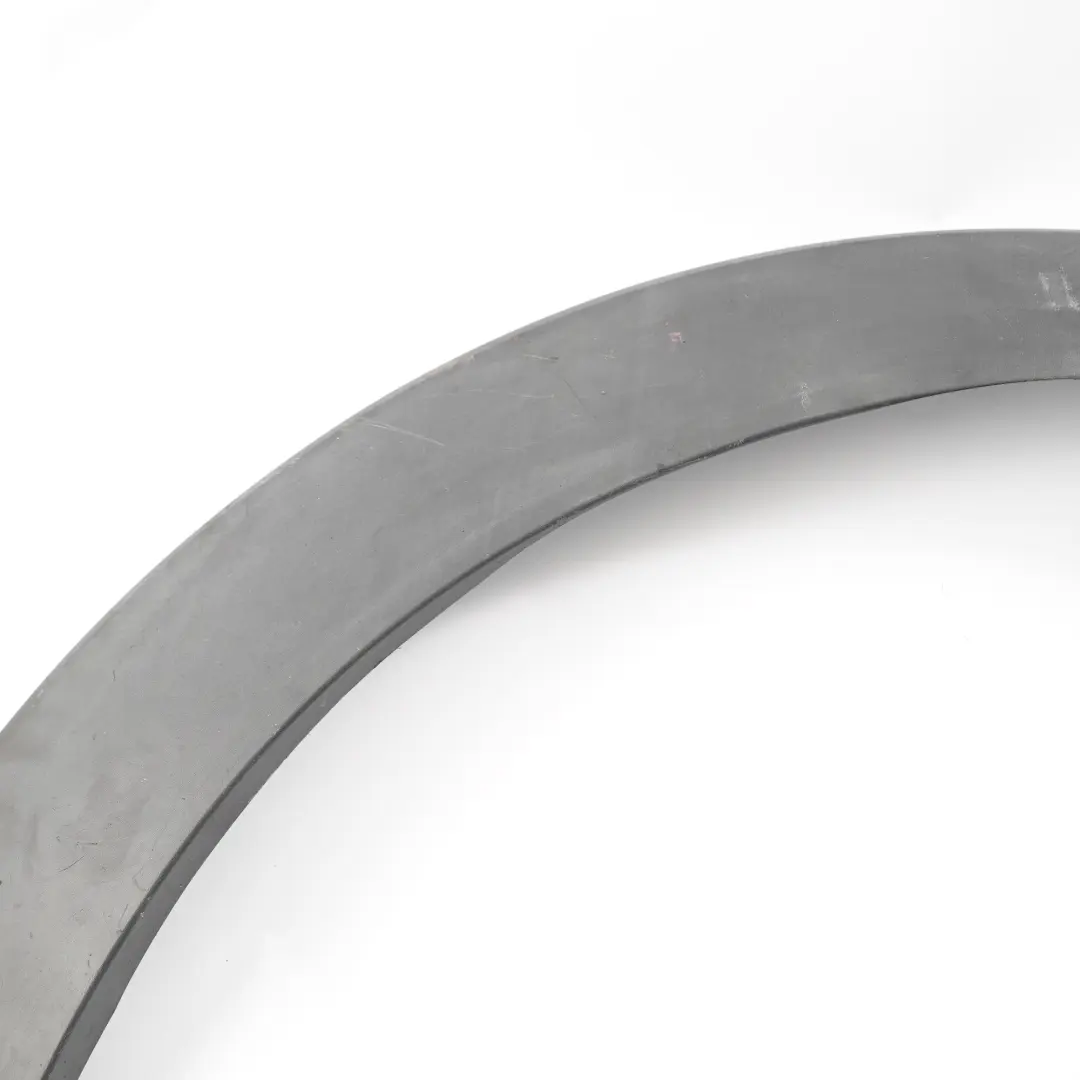 Tapa Arco Rueda Delantera Derecha para Mini F55 F56 F57 con número de pieza 7300820 Mini F55 F56 F57 Tapa Arco Rueda Delantera Derecha - SKU 7300820 - Número de pieza 7300820