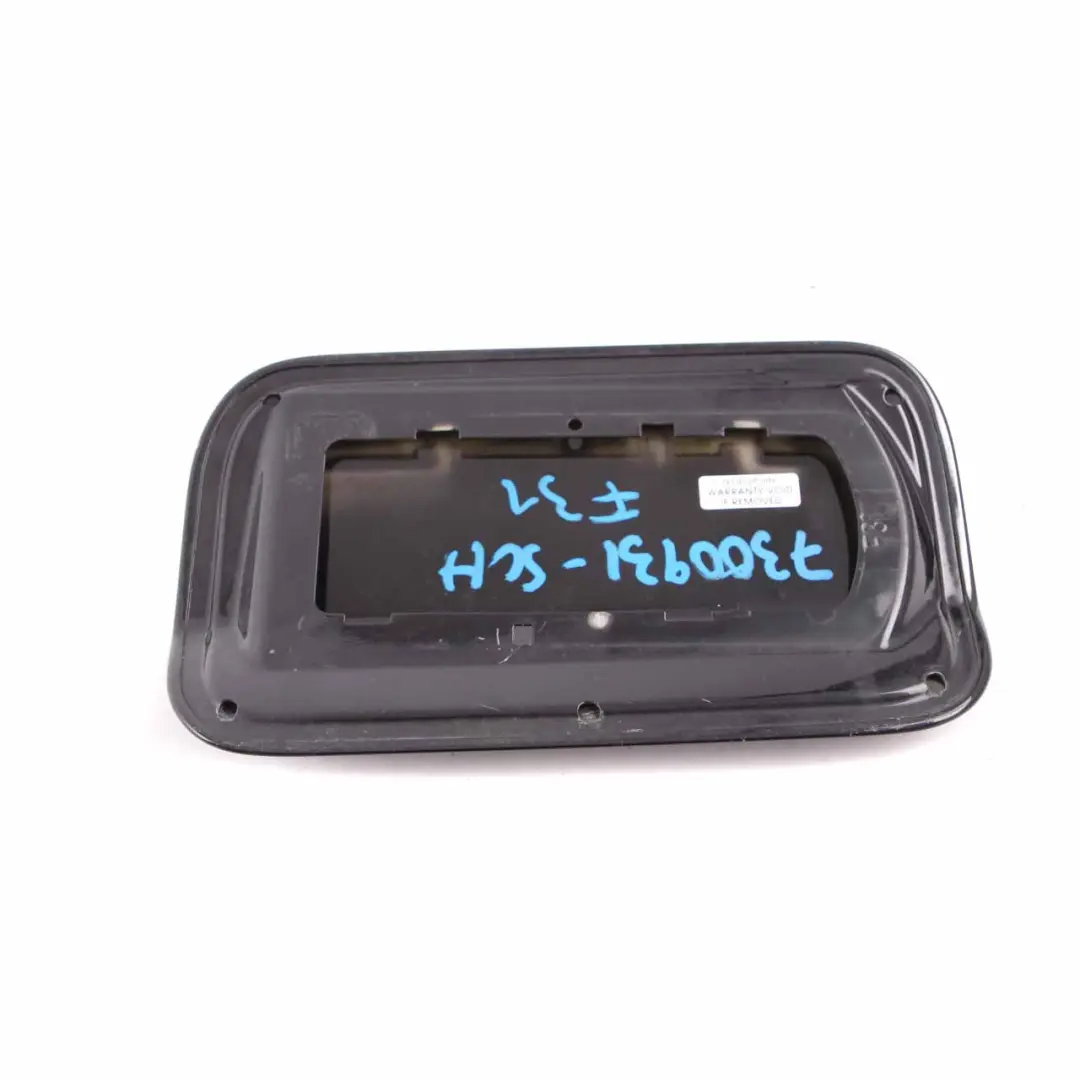 Cap Fill In Flap Schwarz 2 Black 668 to Fuel Cover BMW F31 with Part number 7300931 Fuel Cover BMW F31 Cap Fill In Flap Schwarz 2 Black 668 - SKU 7300931-SCH - Part number 7300931