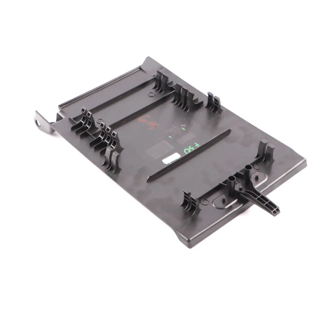 Schowek Podłokietnik Czarny 7267871 do BMW F30 o numerze 7301250 BMW F30 Schowek Podłokietnik Czarny 7267871 - SKU 7301250 - Numer Części 7301250