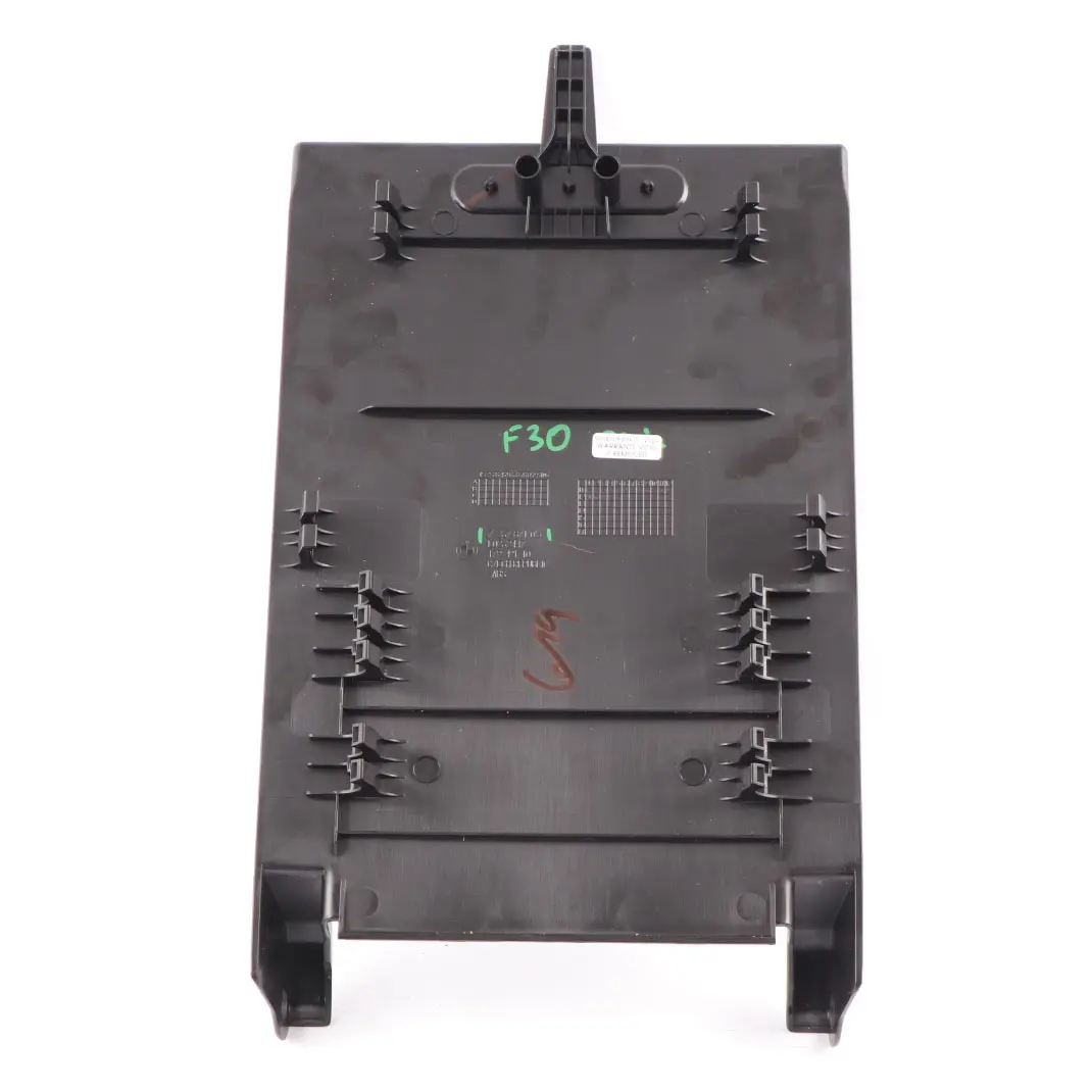 BMW F30 Asiento Trasero Apoyabrazos Cubierta Apoyabrazos Panel Negro 7267871 - SKU 7301250 - Número de pieza 7301250