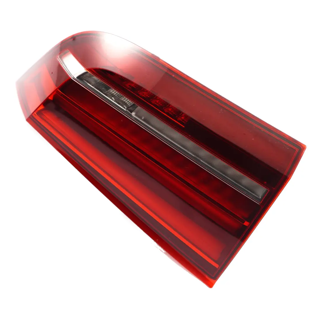 Lampada Posteriore BMW X5 F15 F85 Sinistra Luce Portellone Baule per con numero di parte 7301271 Lampada Posteriore BMW X5 F15 F85 Sinistra Luce Portellone Baule - SKU 7301271 - Numero di parte 7301271