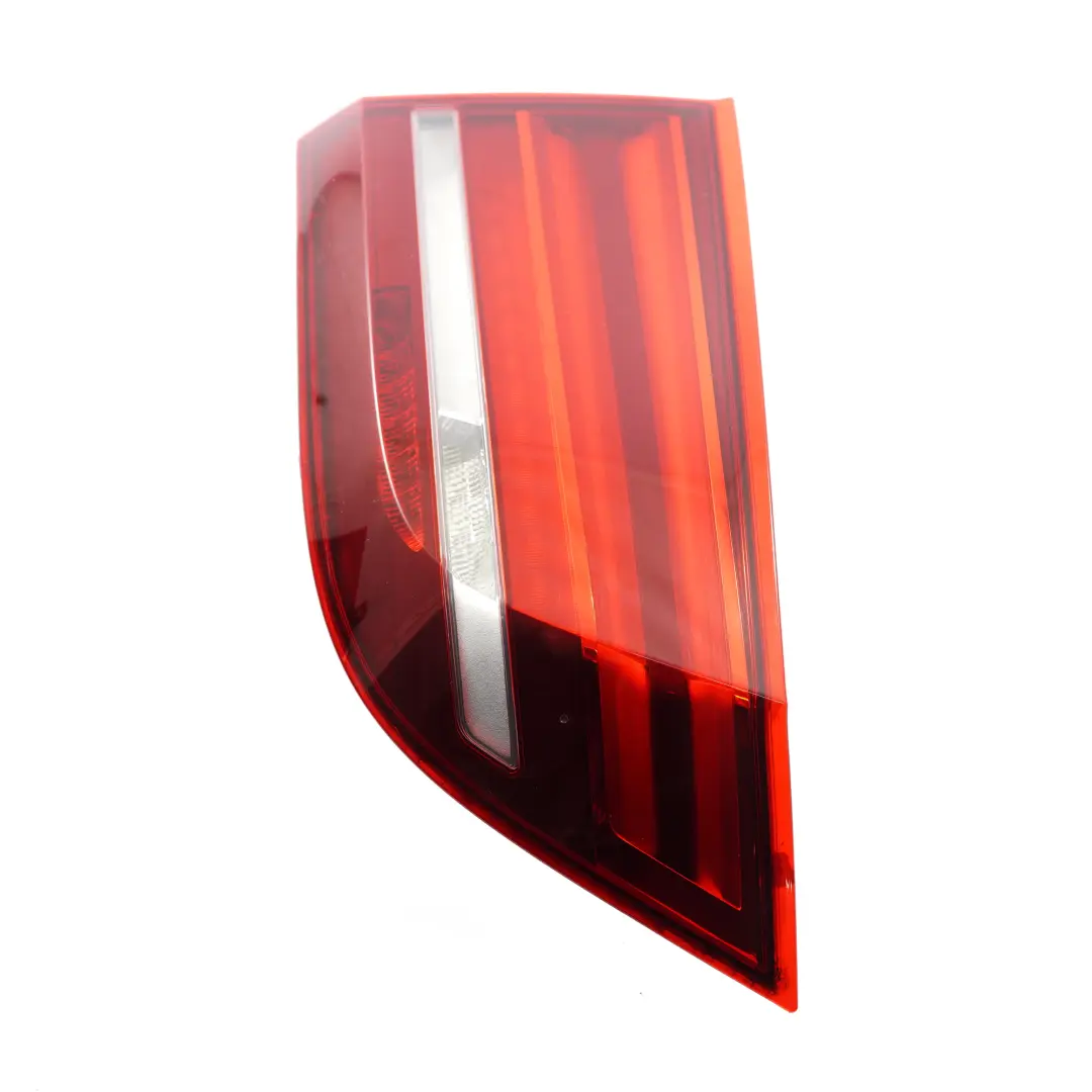 Lampa W Klapę Lewy Tył Lewa Tylna do BMW X5 F15 F85 o numerze 7301271 BMW X5 F15 F85 Lampa W Klapę Lewy Tył Lewa Tylna - SKU 7301271 - Numer Części 7301271