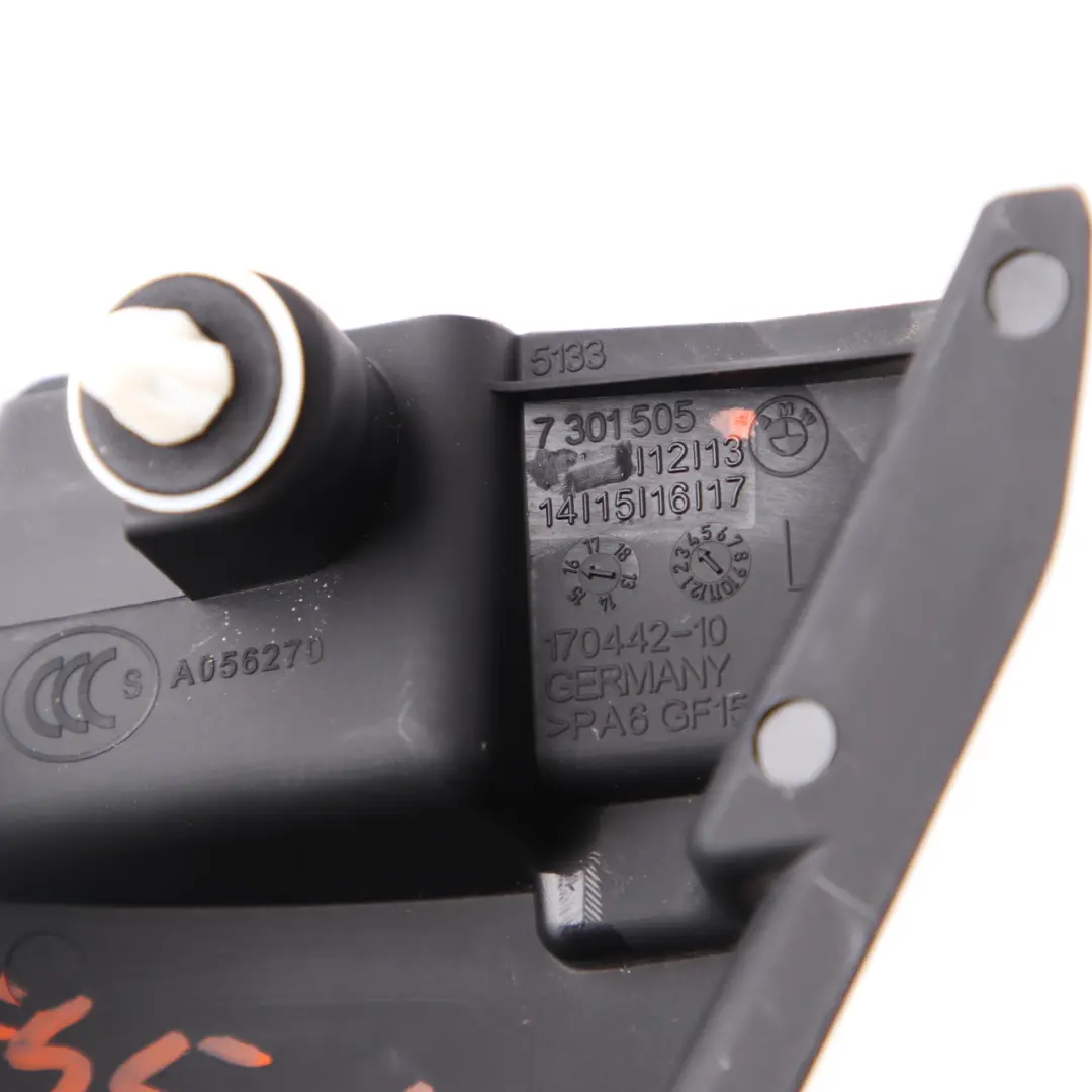BMW F45 Osłona Uszczelka Lusterka Lewa - SKU 7301505 - Numer Części 7301505