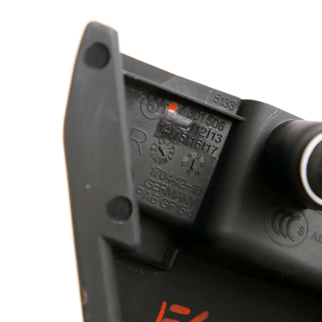 BMW F45 Joint Couvercle Rétroviseur Intérieur Porte Avant Droite - SKU 7301506 - Numéro de pièce 7301506