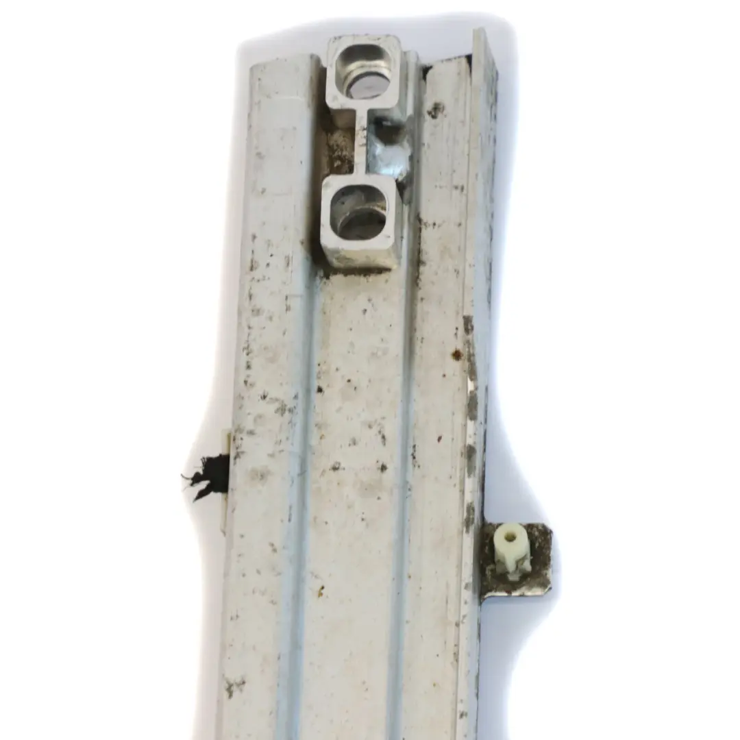 Parachoques delantero BMW F40 F44 F48 Soporte radiador Soporte montaje para con número de pieza 7301604 Parachoques delantero BMW F40 F44 F48 Soporte radiador Soporte montaje - SKU 7301604 - Número de pieza 7301604