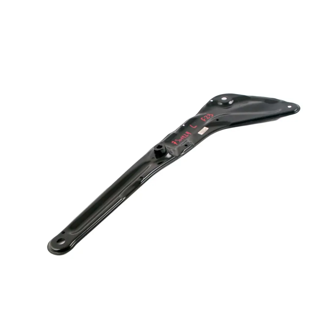 Supporto puntone anteriore sinistro per BMW F23 F33 F87 Cabrio con numero di parte 7301929 BMW F23 F33 F87 Cabrio Supporto puntone anteriore sinistro - SKU 7301929 - Numero di parte 7301929