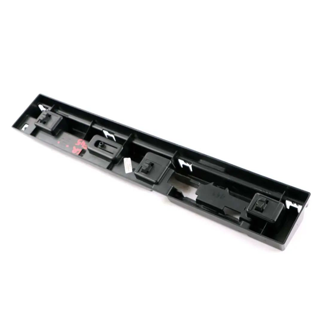 Panneau d'habillage de bas de caisse droit Support plaque centrale pour BMW 2 F45 F46 à propos du numéro de pièce 7301942 BMW 2 F45 F46 Panneau d'habillage de bas de caisse droit Support plaque centrale - SKU 7301942 - Numéro de pièce 7301942
