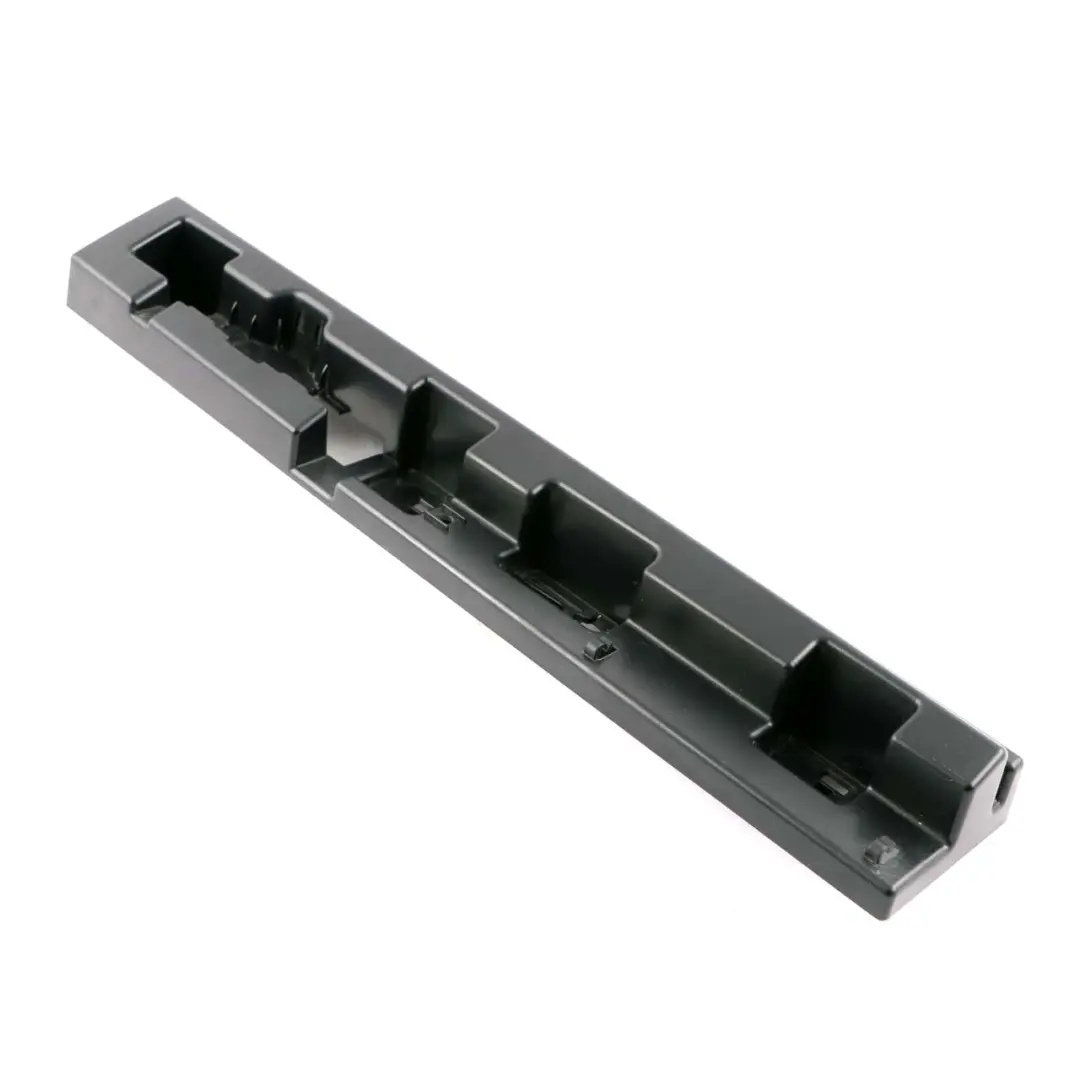 Destra Sill Striscia Gonna Trim Panel Media Piastra Supporto per BMW 2 F45 F46 con numero di parte 7301942 BMW 2 F45 F46 Destra Sill Striscia Gonna Trim Panel Media Piastra Supporto - SKU 7301942 - Numero di parte 7301942