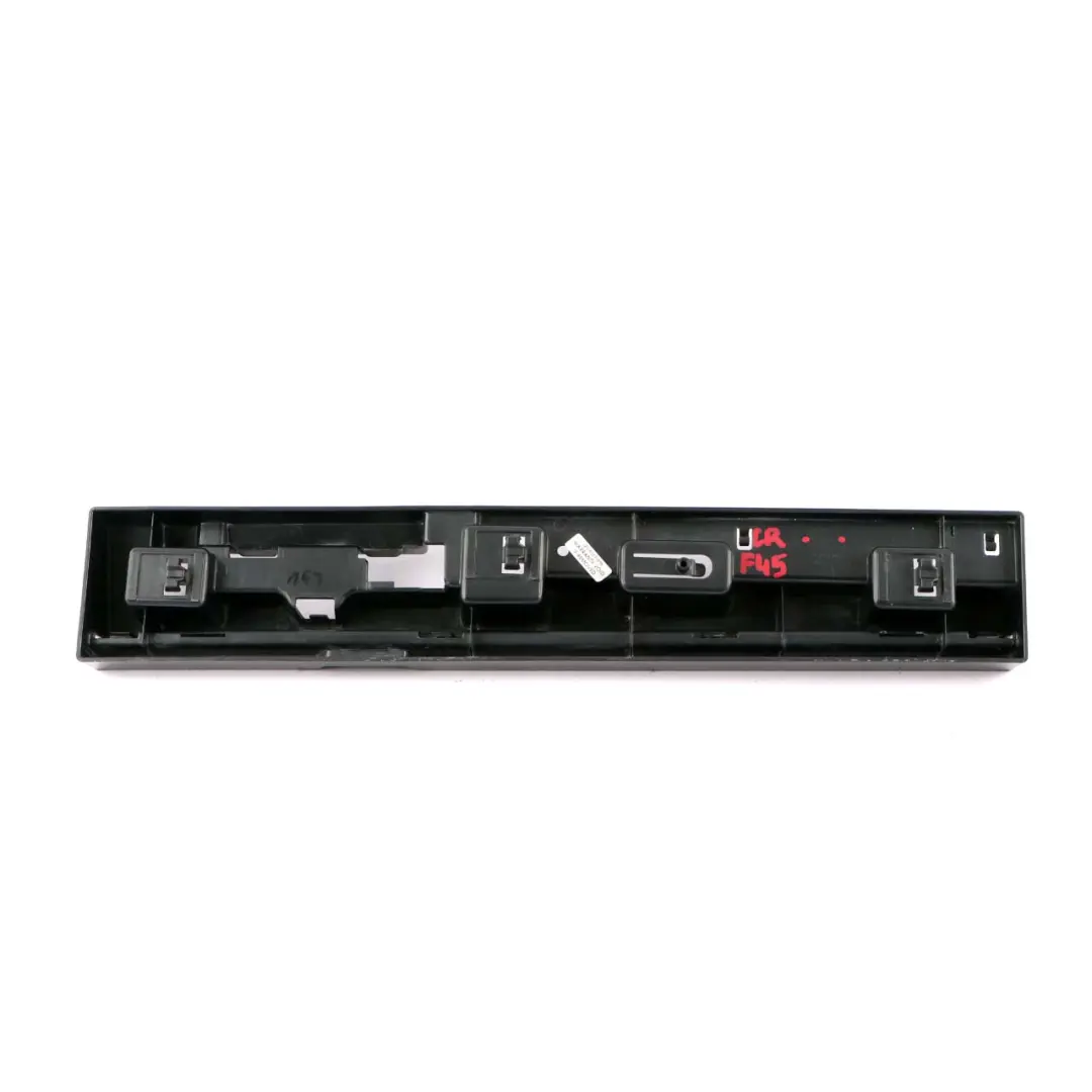 Destra Sill Striscia Gonna Trim Panel Media Piastra Supporto per BMW 2 F45 F46 con numero di parte 7301942 BMW 2 F45 F46 Destra Sill Striscia Gonna Trim Panel Media Piastra Supporto - SKU 7301942 - Numero di parte 7301942