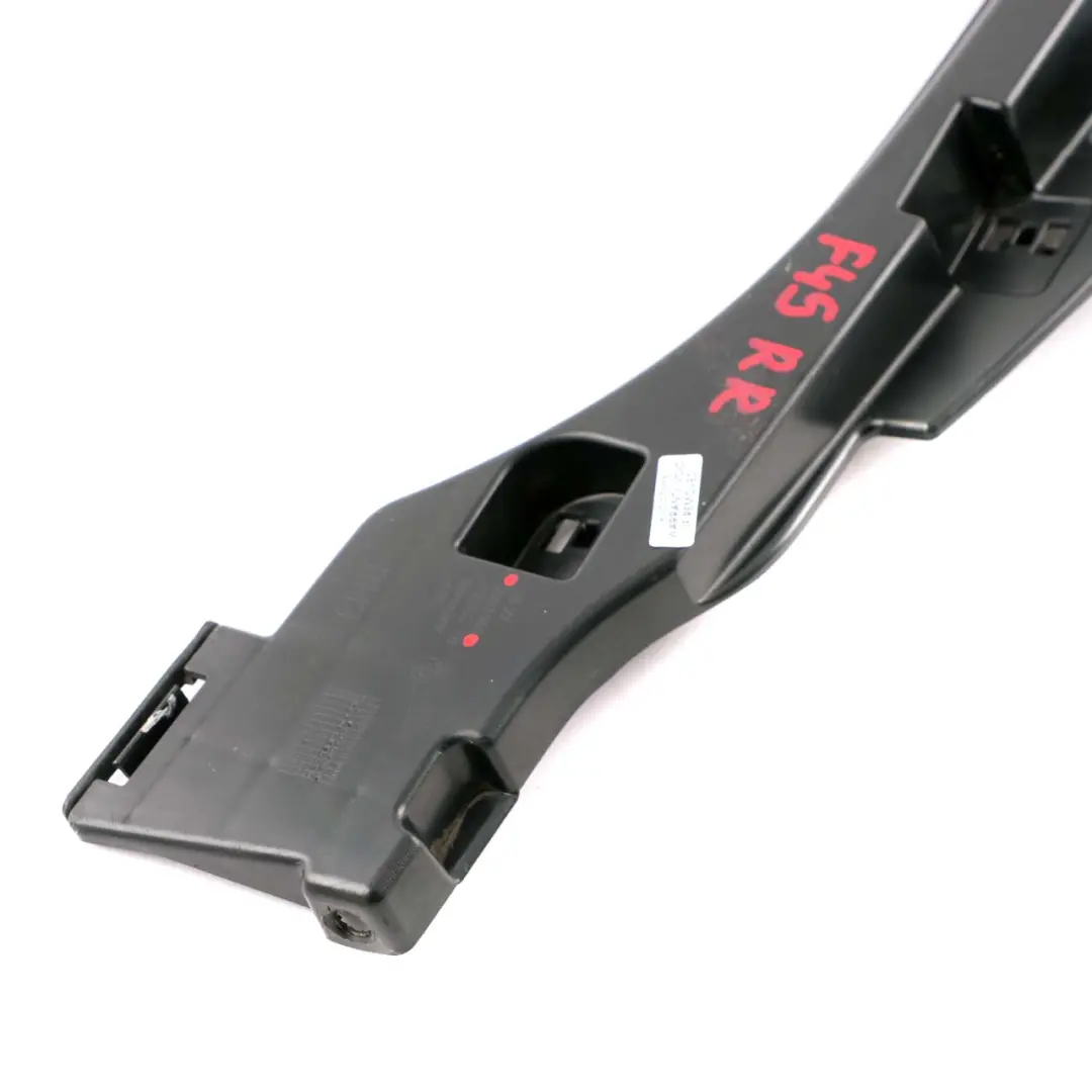 Panneau d'habillage de bas de caisse droit Support de plaque arrière pour BMW F45 F46 à propos du numéro de pièce 7301944 BMW F45 F46 Panneau d'habillage de bas de caisse droit Support de plaque arrière - SKU 7301944 - Numéro de pièce 7301944