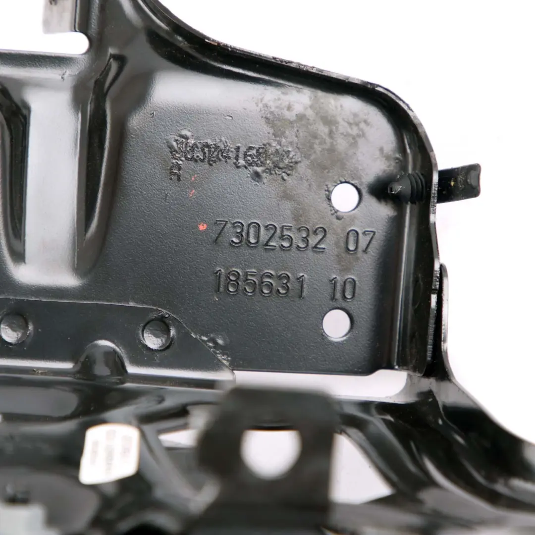BMW F45 F46 LCI Soporte Brazo Montaje Faro Derecho - SKU 7302532 - Número de pieza 7302532