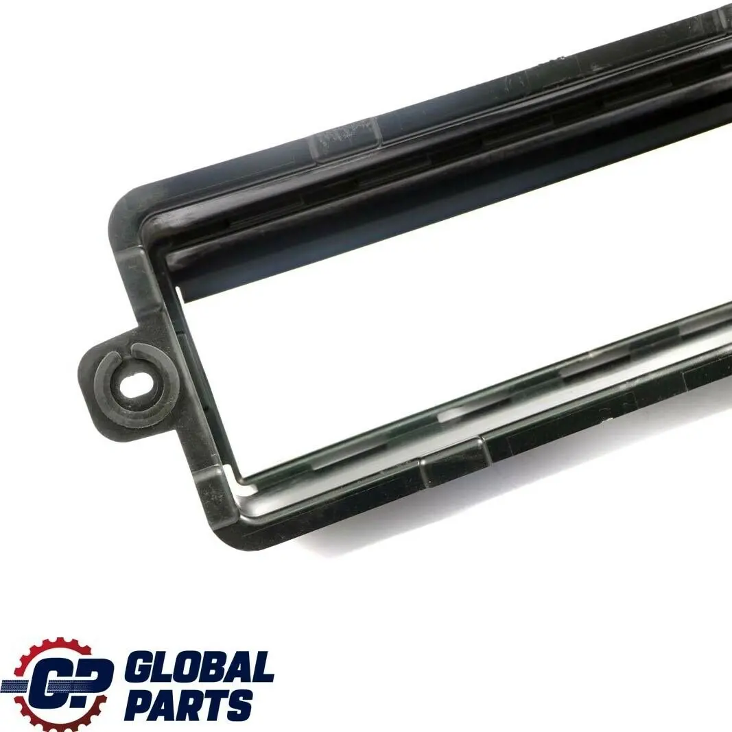 Rejilla de ventilación parachoques trasero para MINI Cooper F55 F56 F57 con número de pieza 7302547 MINI Cooper F55 F56 F57 Rejilla de ventilación parachoques trasero - SKU 7302547 - Número de pieza 7302547