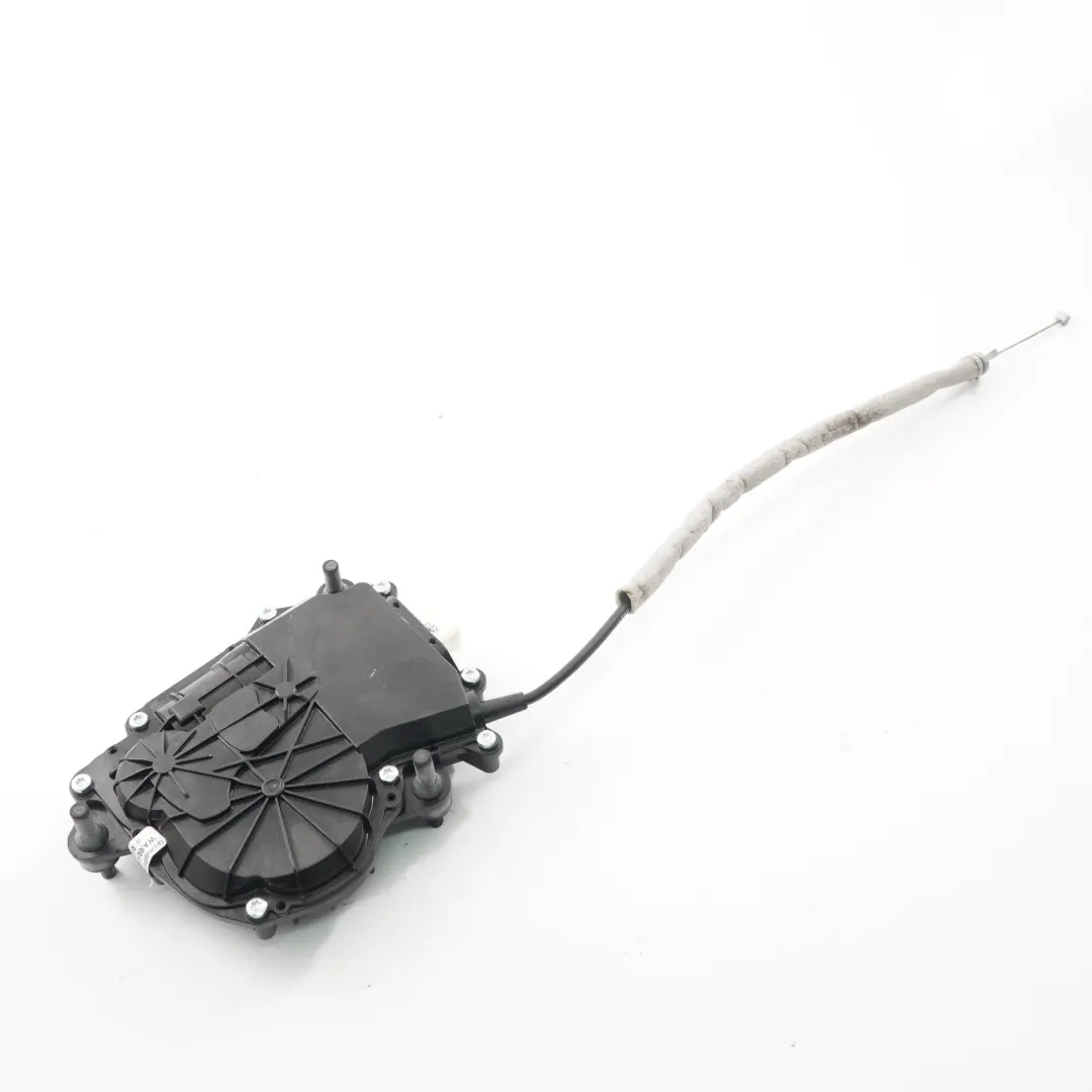 Zamek Dociąg Klapy Pokrywy Bagażnika Tył do BMW X5 F15 F85 o numerze 7303443 BMW X5 F15 F85 Zamek Dociąg Klapy Pokrywy Bagażnika Tył - SKU 7303443 - Numer Części 7303443