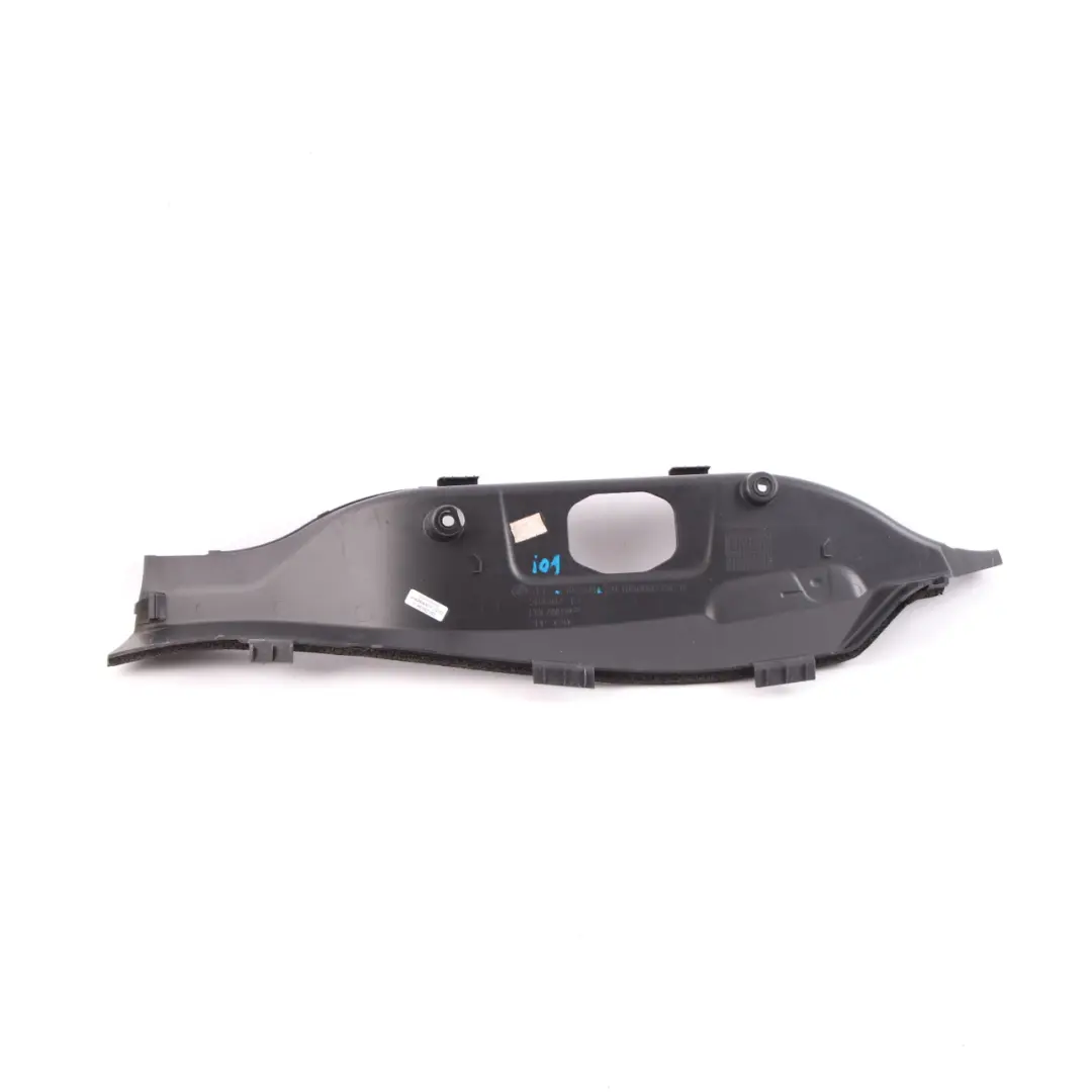 BMW i3 I01 Osłona Słupka B Prawy Przód - SKU 7303704 - Numer Części 7303704