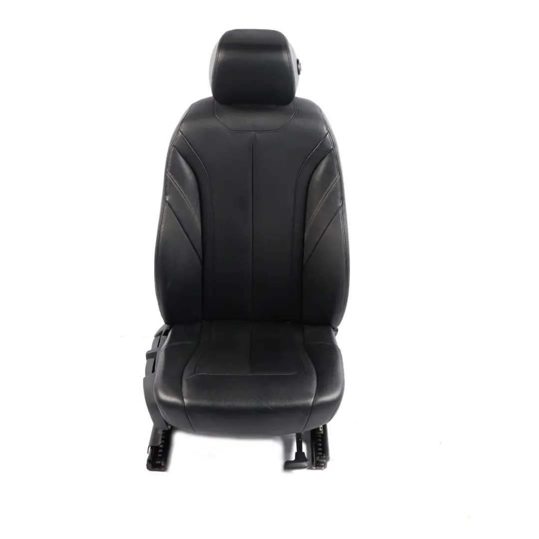 Sedile Anteriore Interno Destro Pelle Dakota Black Exclusive Seam per BMW F30 F31 con numero di parte 7303720 BMW F30 F31 Sedile Anteriore Interno Destro Pelle Dakota Black Exclusive Seam - SKU 7303720-1 - Numero di parte 7303720