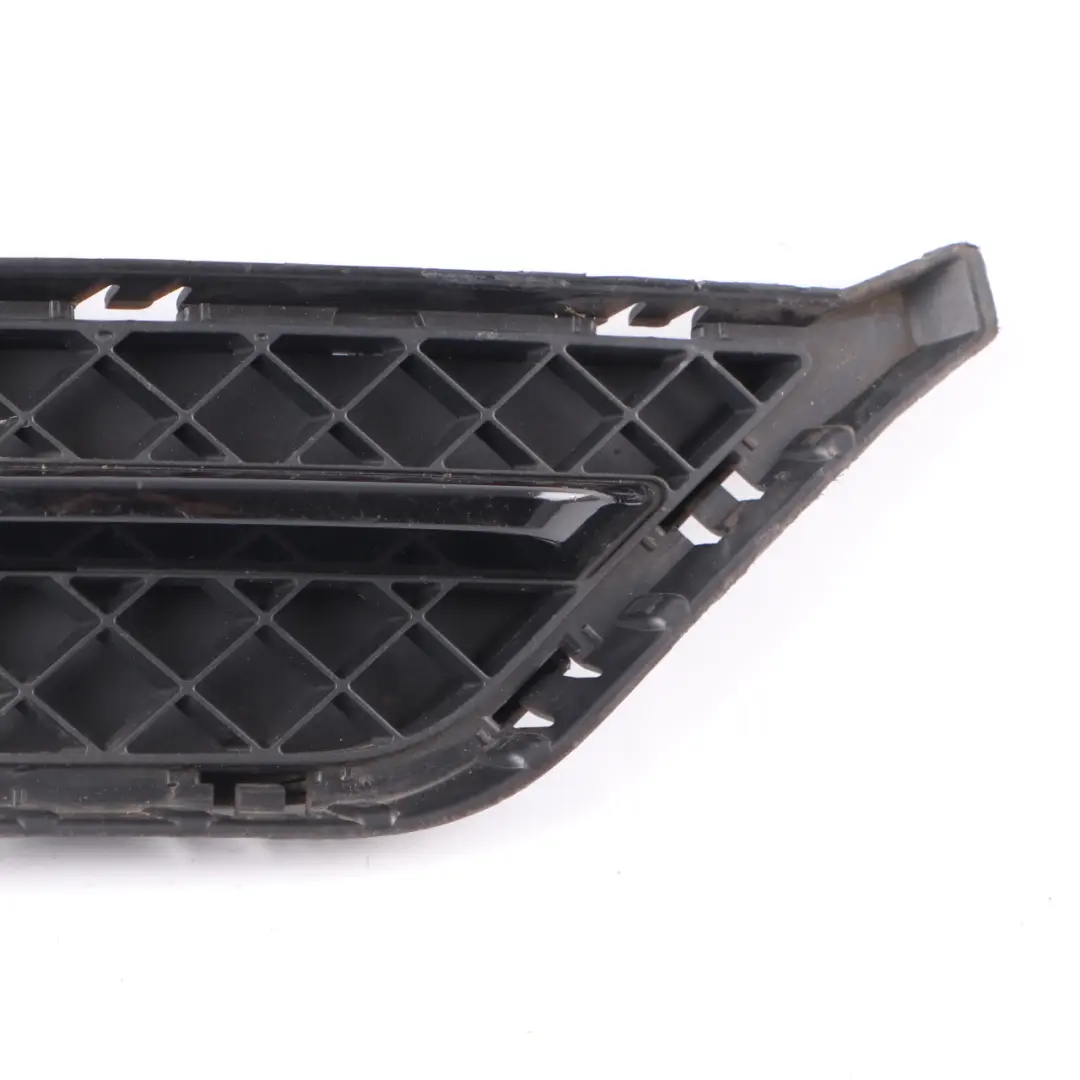 Front Stoßstange Unten Kühlergrill Zierleiste Rechts Schwarz für BMW X1 E84 mit Teilenummer 7303754 BMW X1 E84 Front Stoßstange Unten Kühlergrill Zierleiste Rechts Schwarz - SKU 7303754 - Teilenummer 7303754